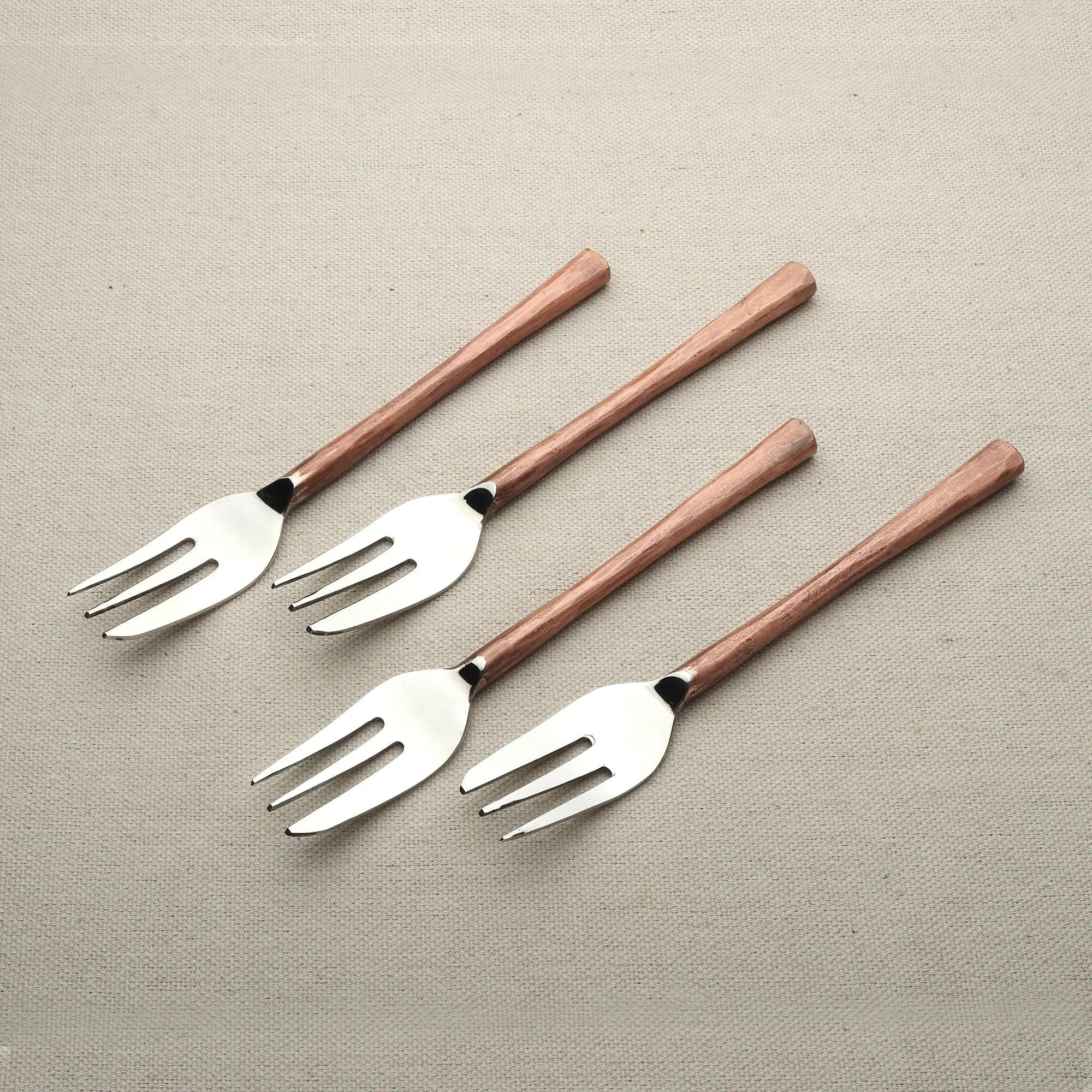 MEDICKI DESSERT/PASTRY FORK 4 PC. SET White Cliff Studio Flatware