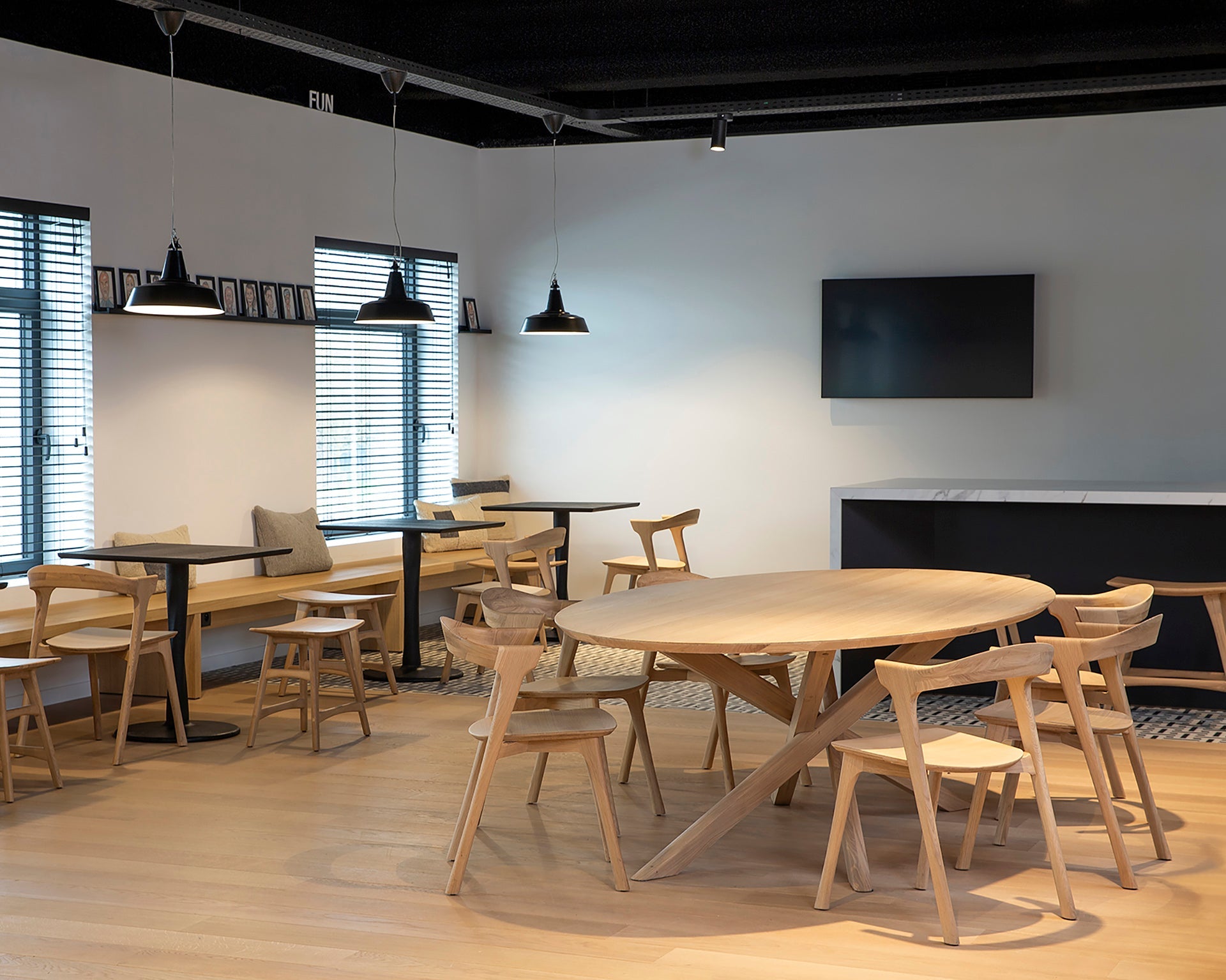 Mikado dining table - oak - oval White Cliff Studio Dining Table