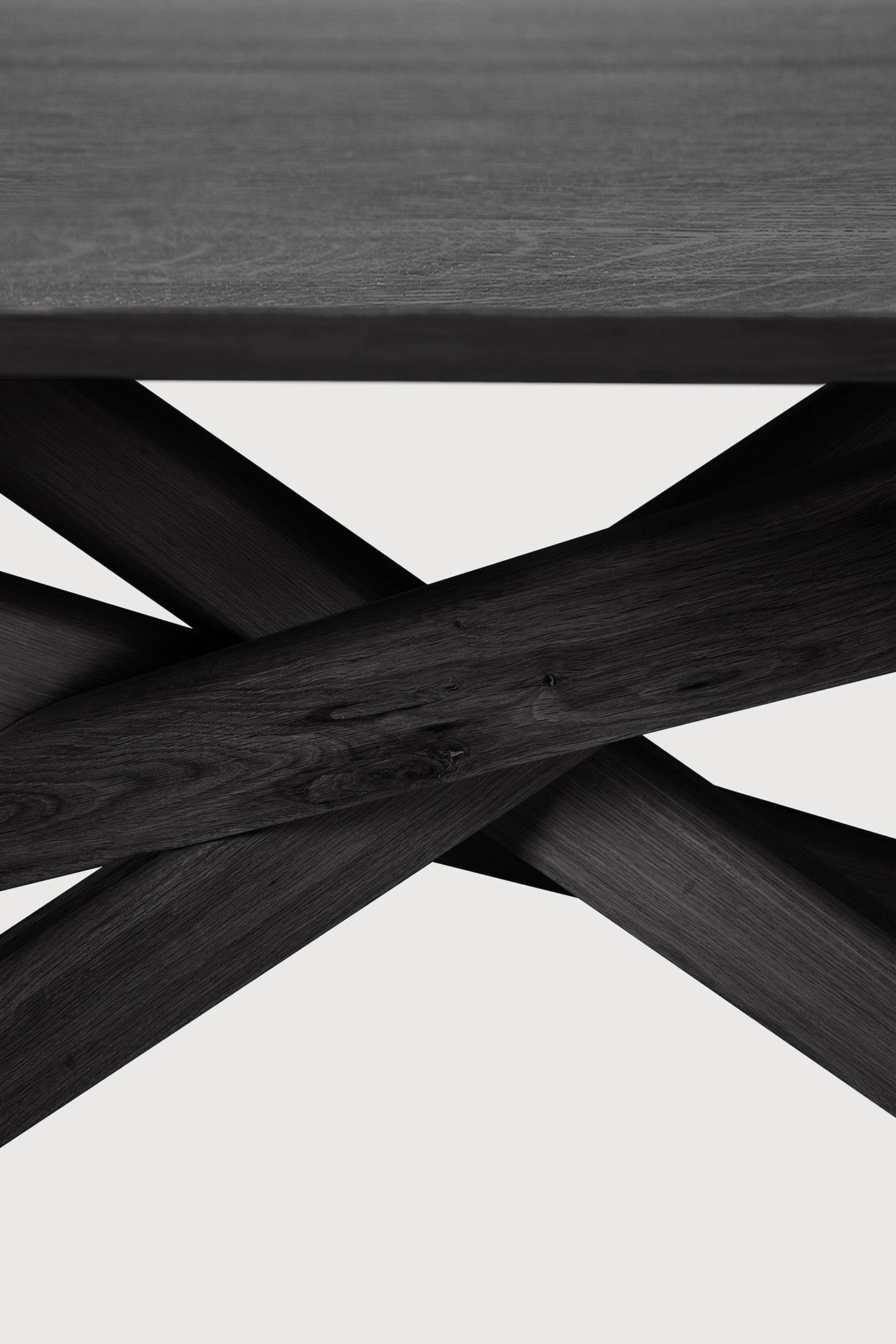 Mikado dining table - varnished oak - black - oval White Cliff Studio Dining Table