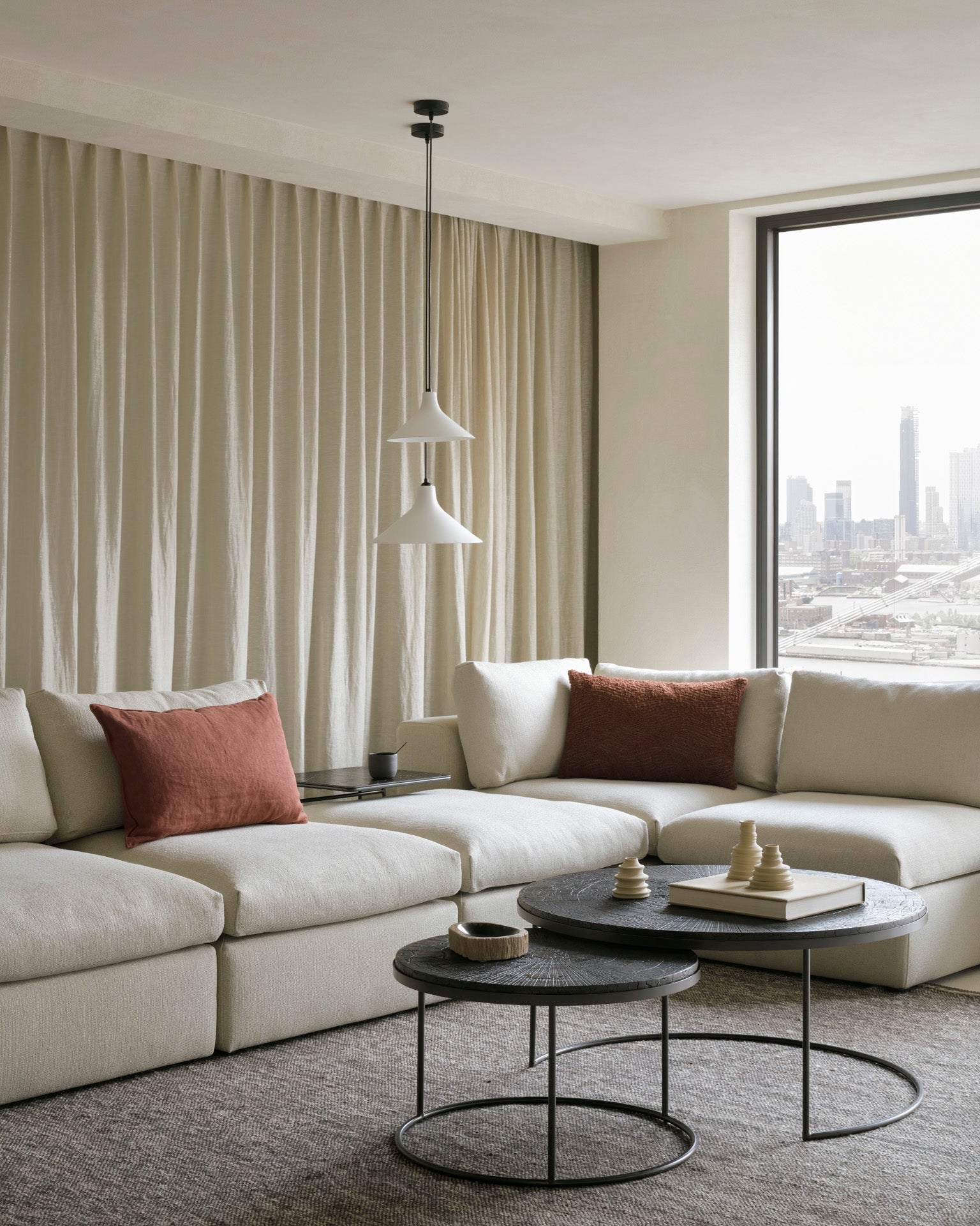 Nesting coffee table - varnished Minerals - Ray Umber - round - set of 2 White Cliff Studio COFFEE TABLE