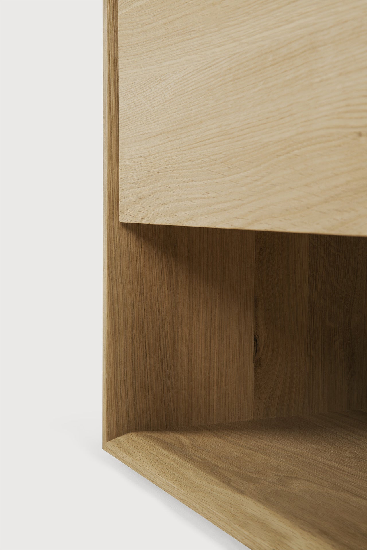 Nordic sideboard - oak - 4 doors White Cliff Studio Sideboard