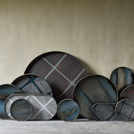 Organic tray - glass - Graphite - round - L White Cliff Studio Trays