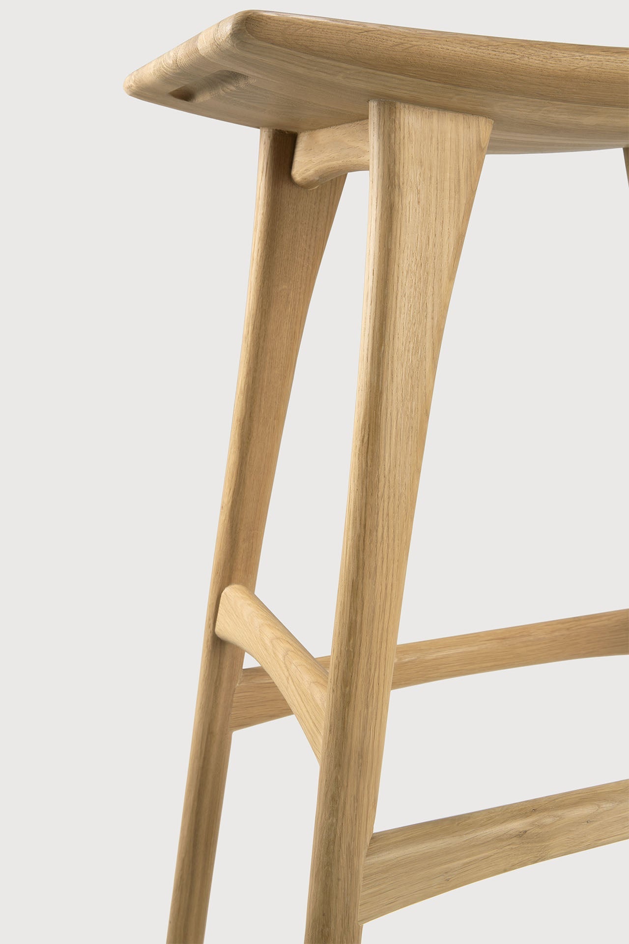 Osso bar stool - varnished oak White Cliff Studio Bar Stool