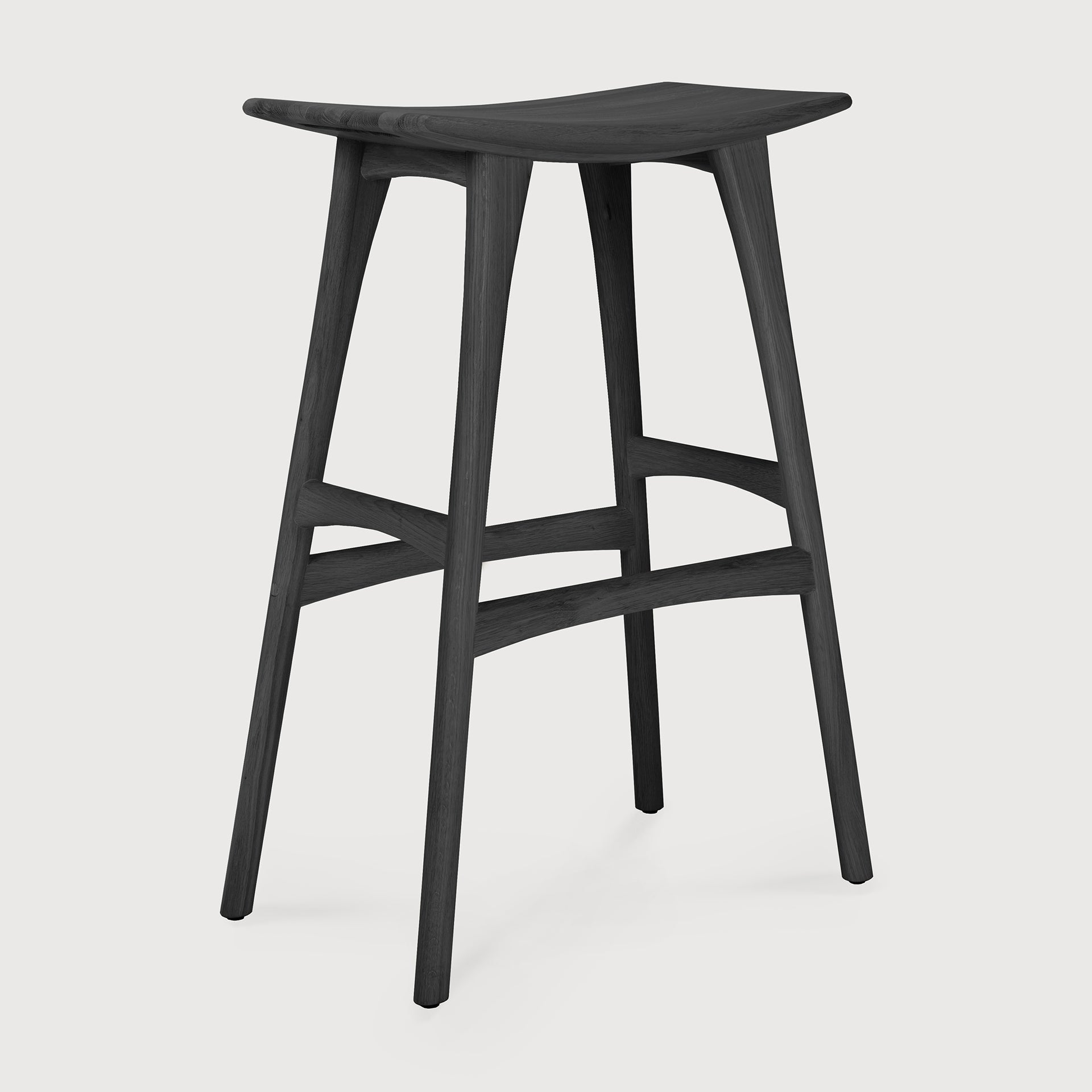 Osso bar stool - varnished oak - black White Cliff Studio Bar Stool