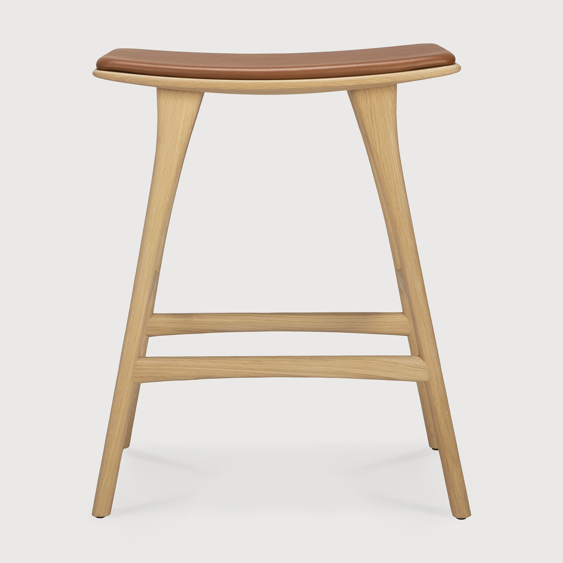 Osso counter stool - varnished oak - Cognac leather White Cliff Studio Counter Stool