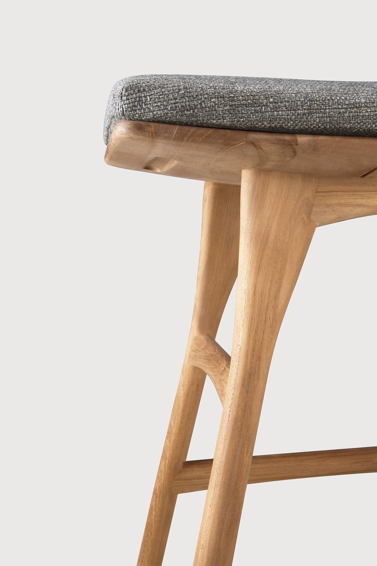 Osso Outdoor Stool White Cliff Studio Outdoor Stool