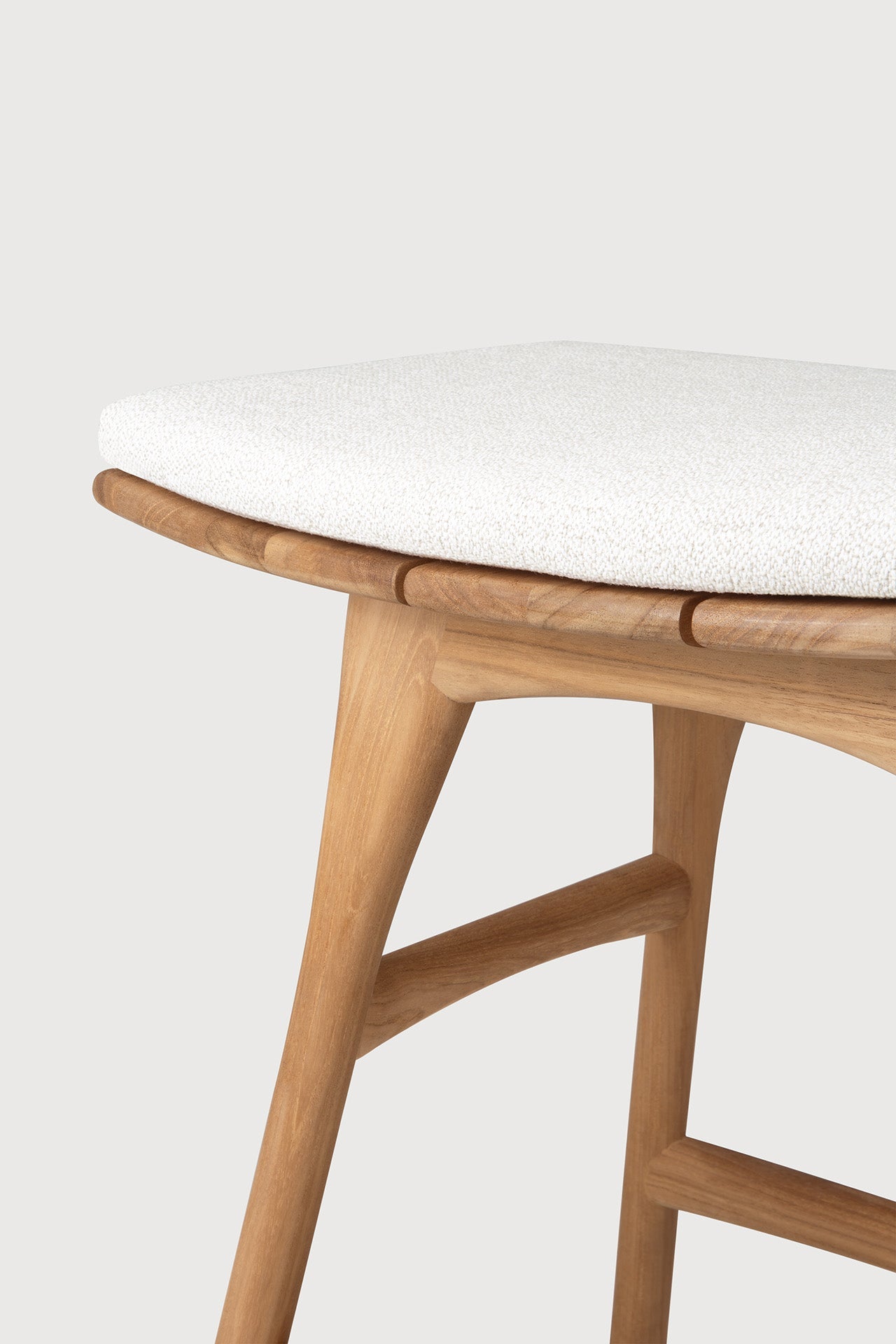 Osso outdoor stool - teak - Off White fabric White Cliff Studio Outdoor Stool