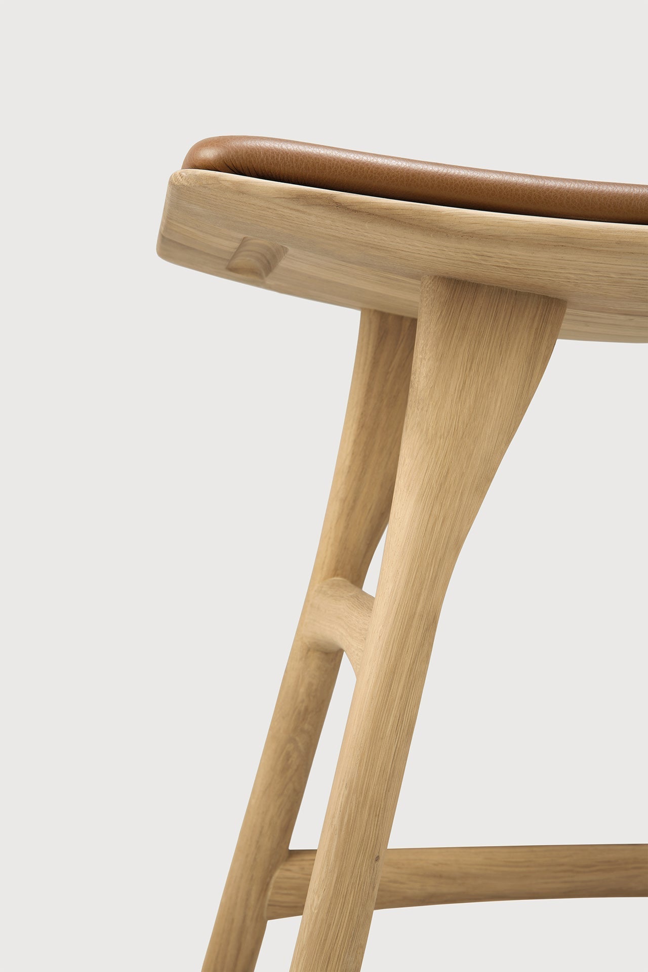 Osso Stool White Cliff Studio Stool
