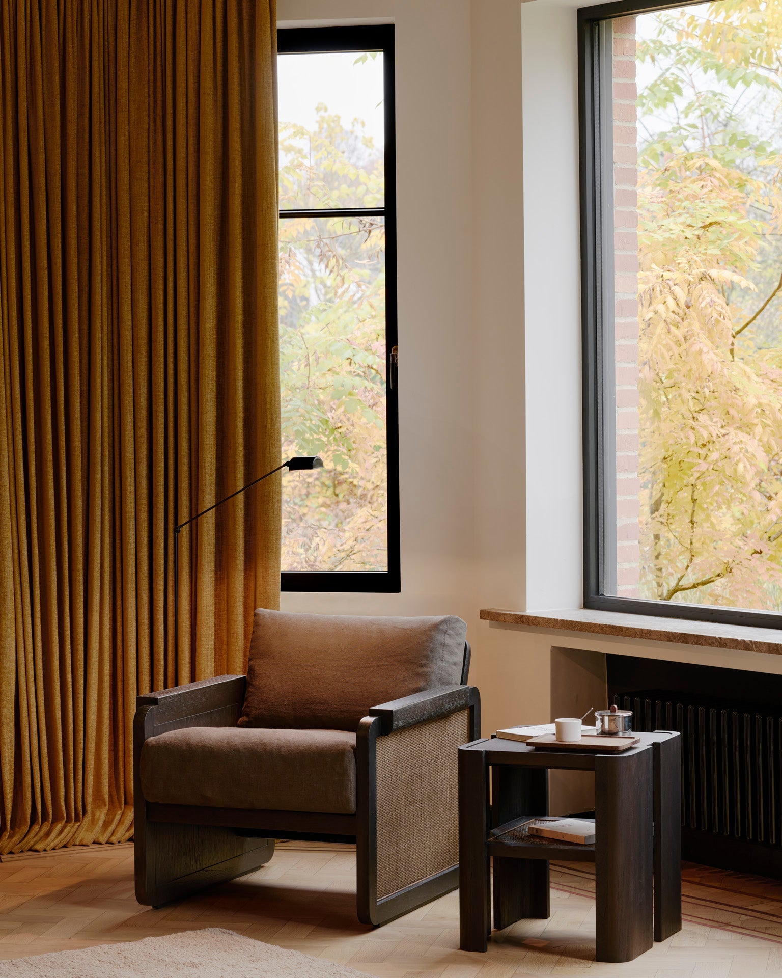 Panel side table - varnished teak - dark brown - rattan Roasted - square White Cliff Studio Side Table