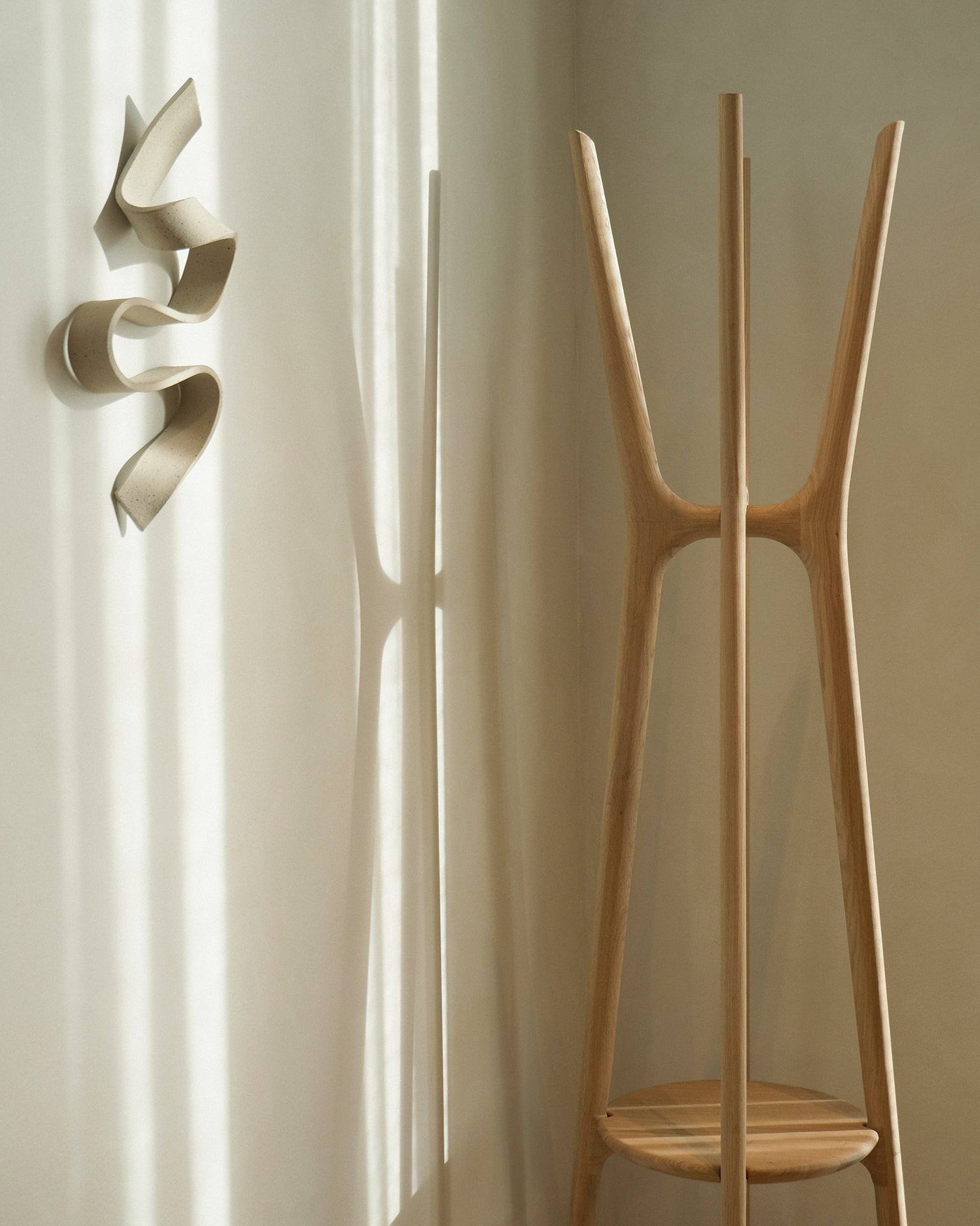 PI Coat Stand White Cliff Studio Coat Trees