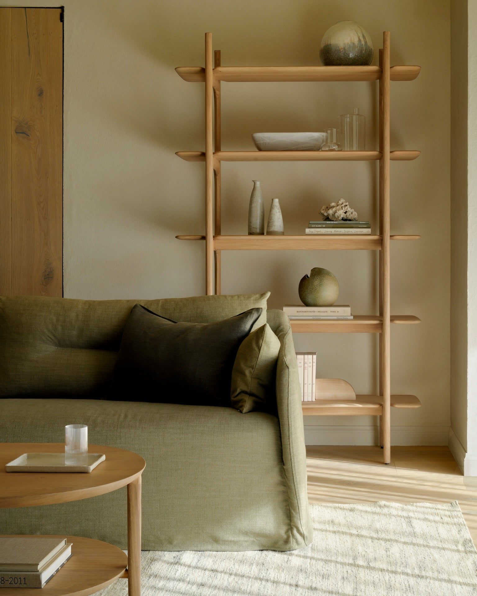 PI rack - oak - 5 shelves White Cliff Studio Wall Shelf