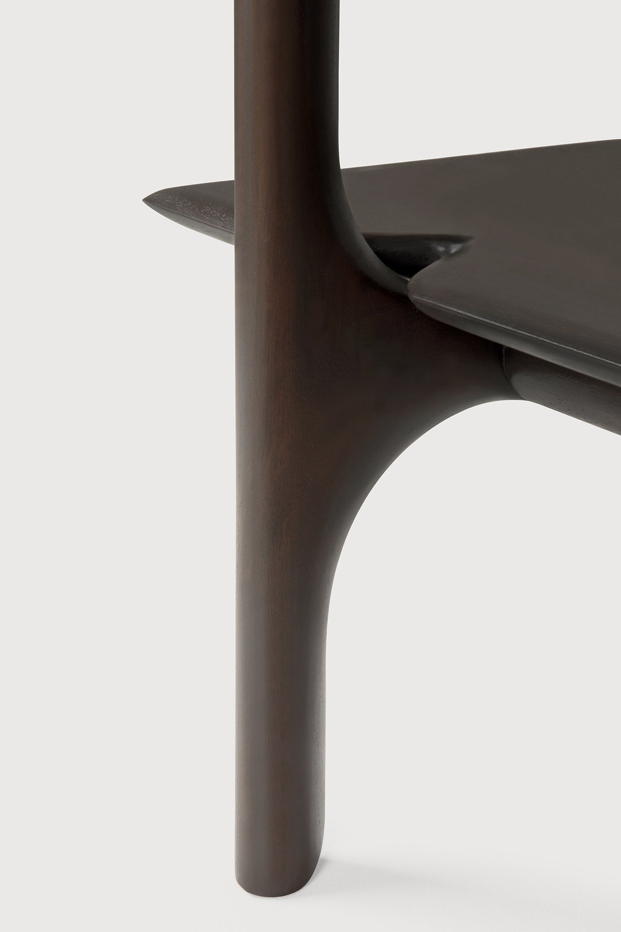 PI rack - varnished mahogany - dark brown White Cliff Studio Wall Shelf