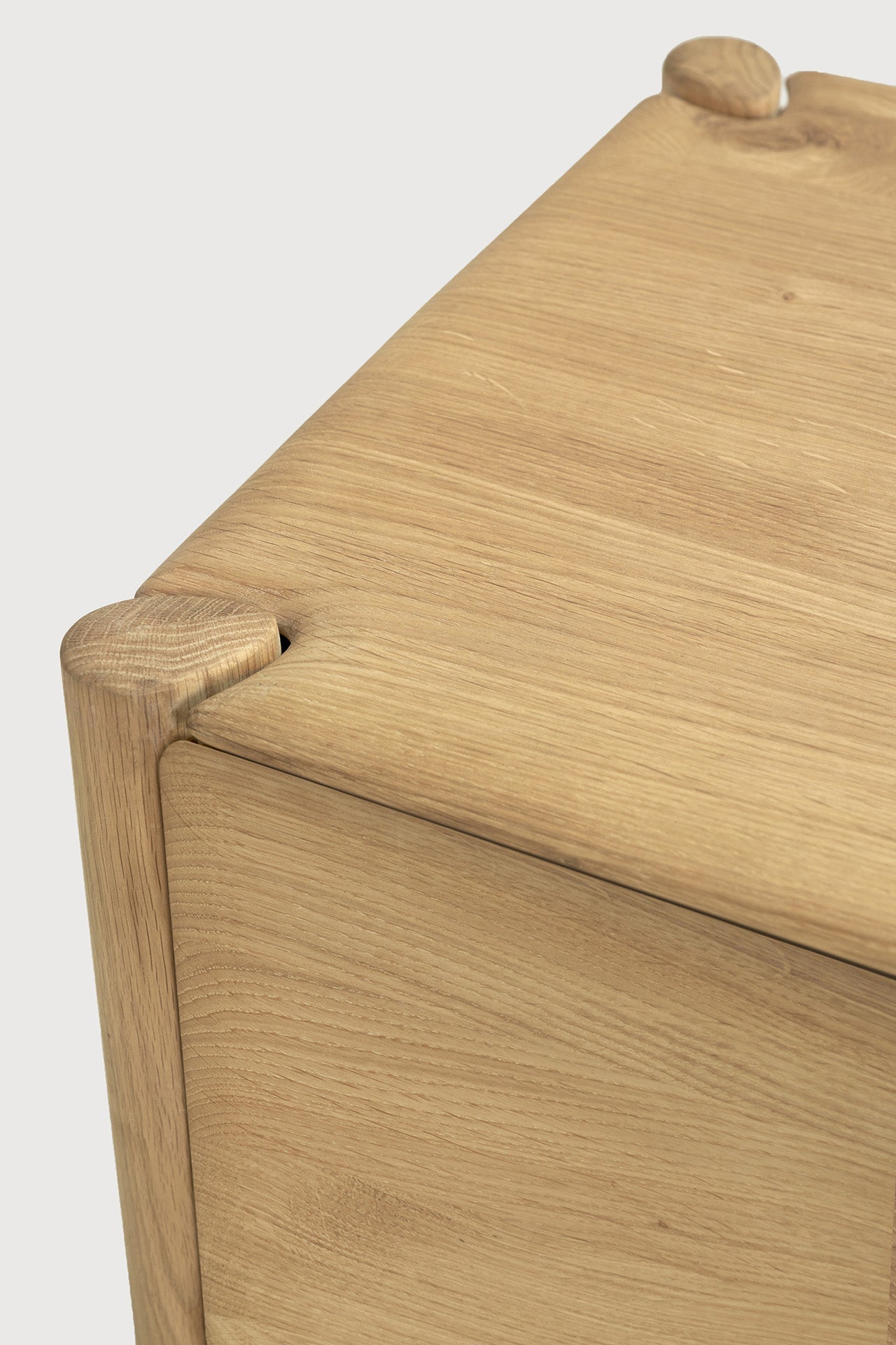 PI sideboard - oak - 2 doors White Cliff Studio Sideboard