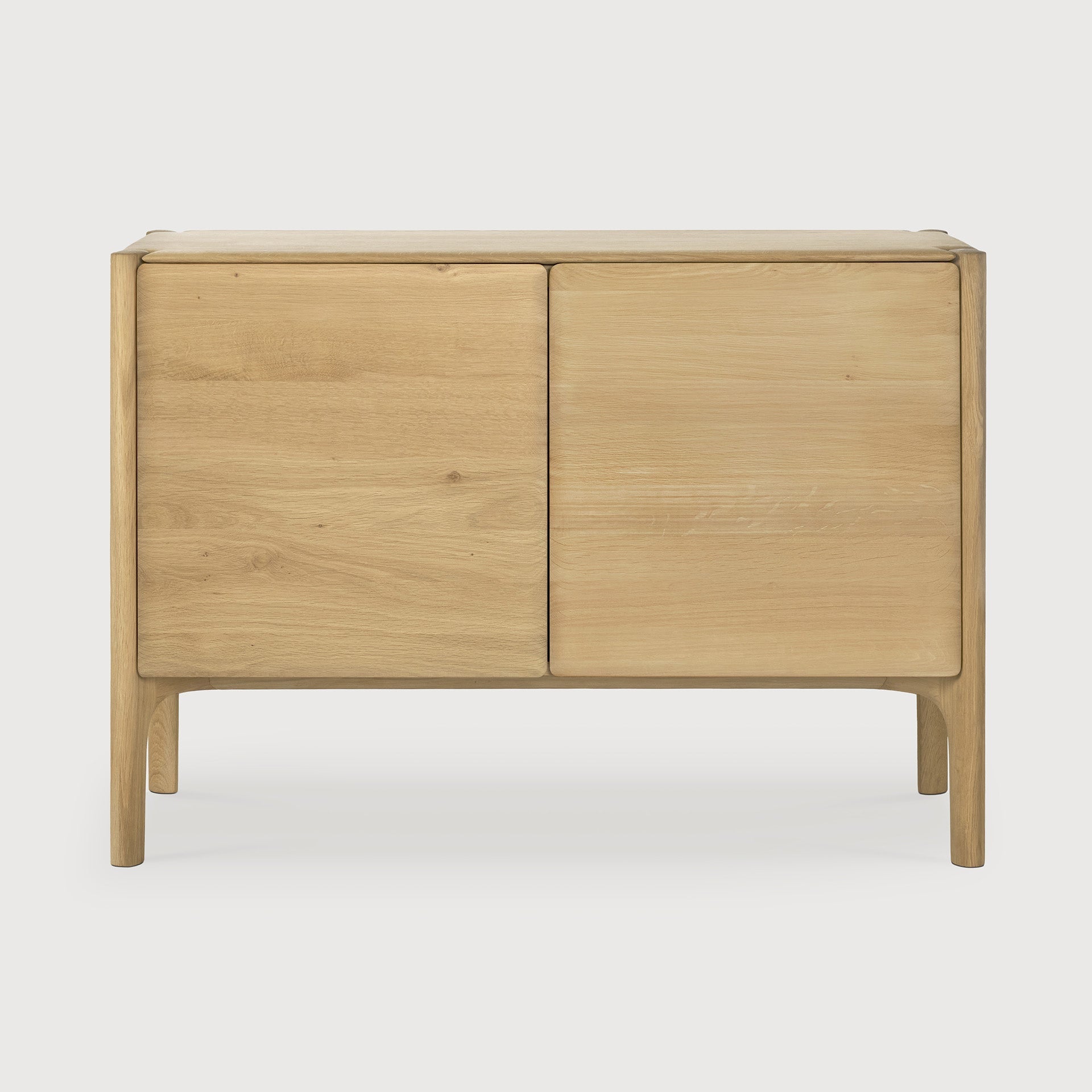 PI sideboard - oak - 2 doors White Cliff Studio Sideboard
