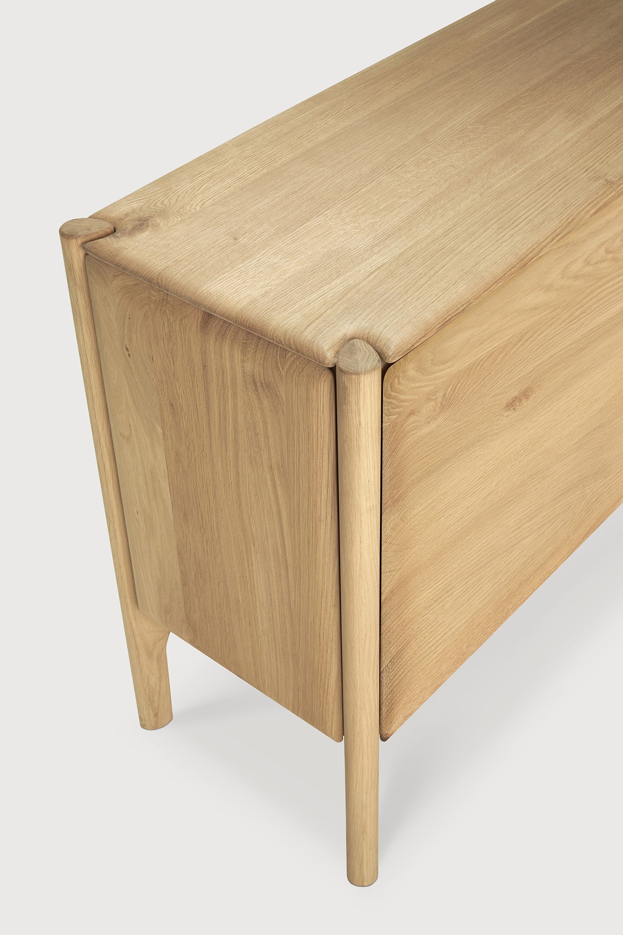 PI sideboard - oak - 4 doors White Cliff Studio Sideboard