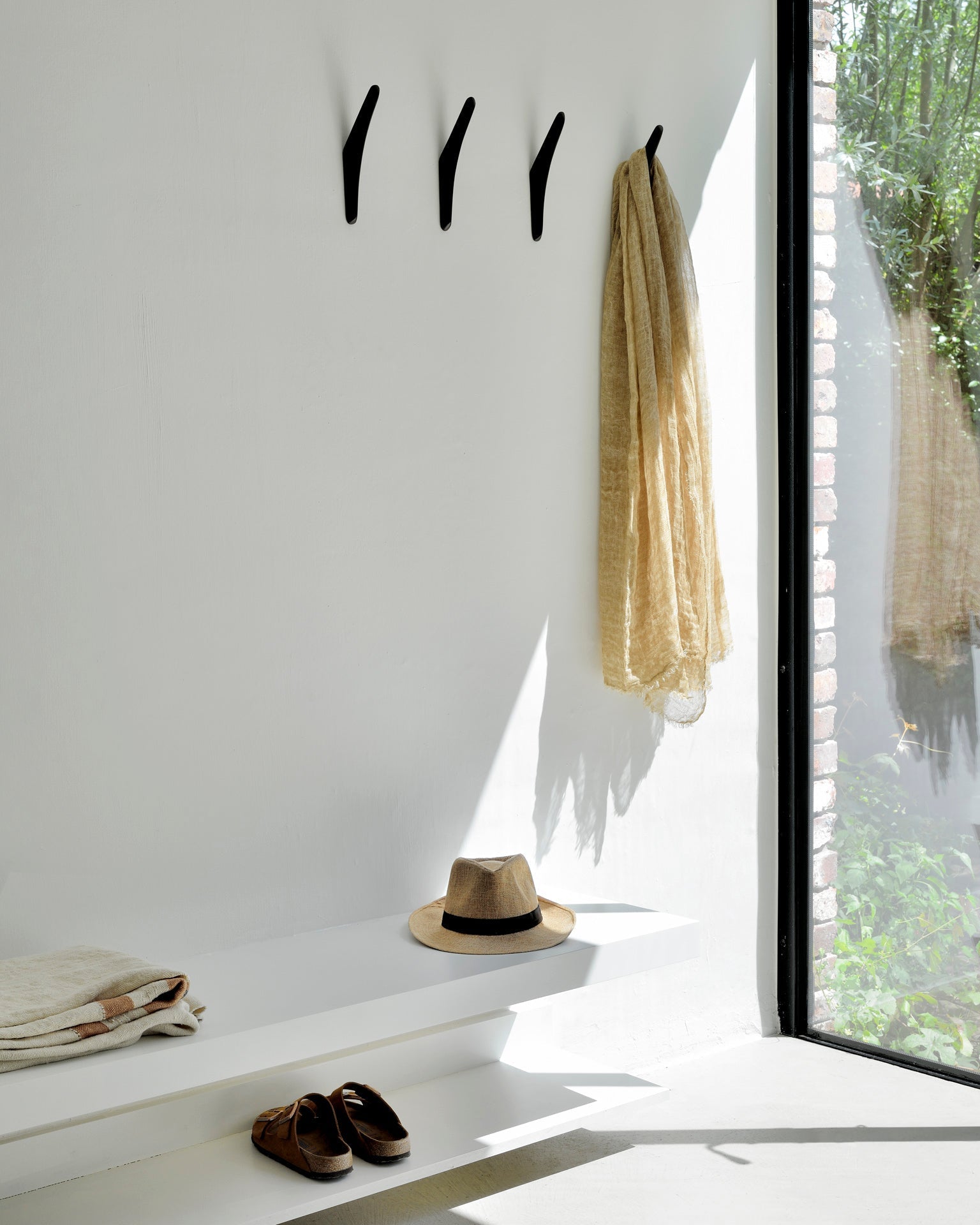 PI Wall Hanger White Cliff Studio Coat Hooks