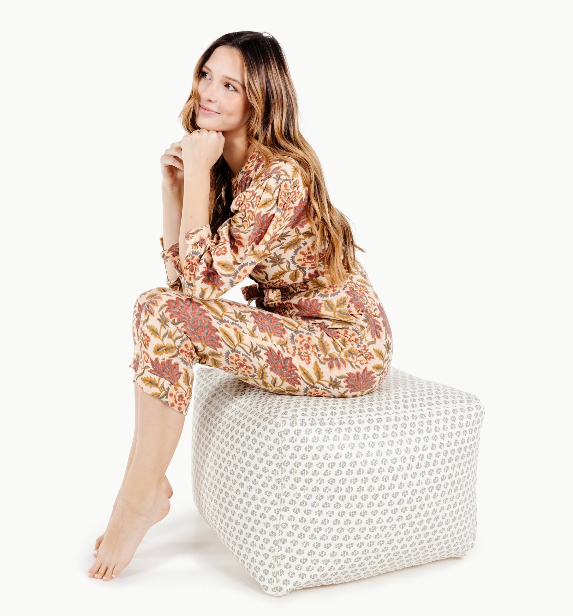 Pouf White Cliff Studio Pouf