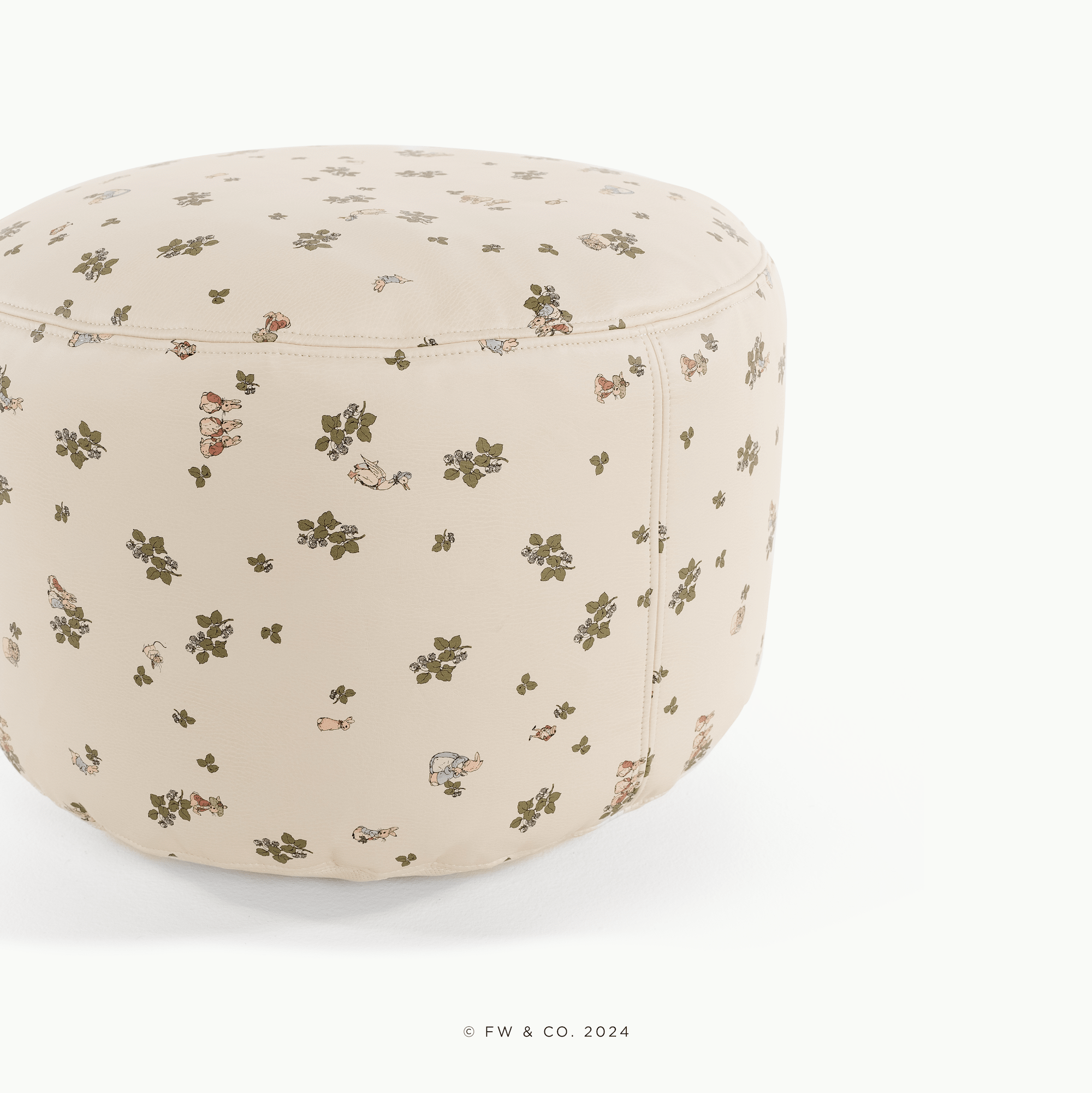 Pouf White Cliff Studio Pouf