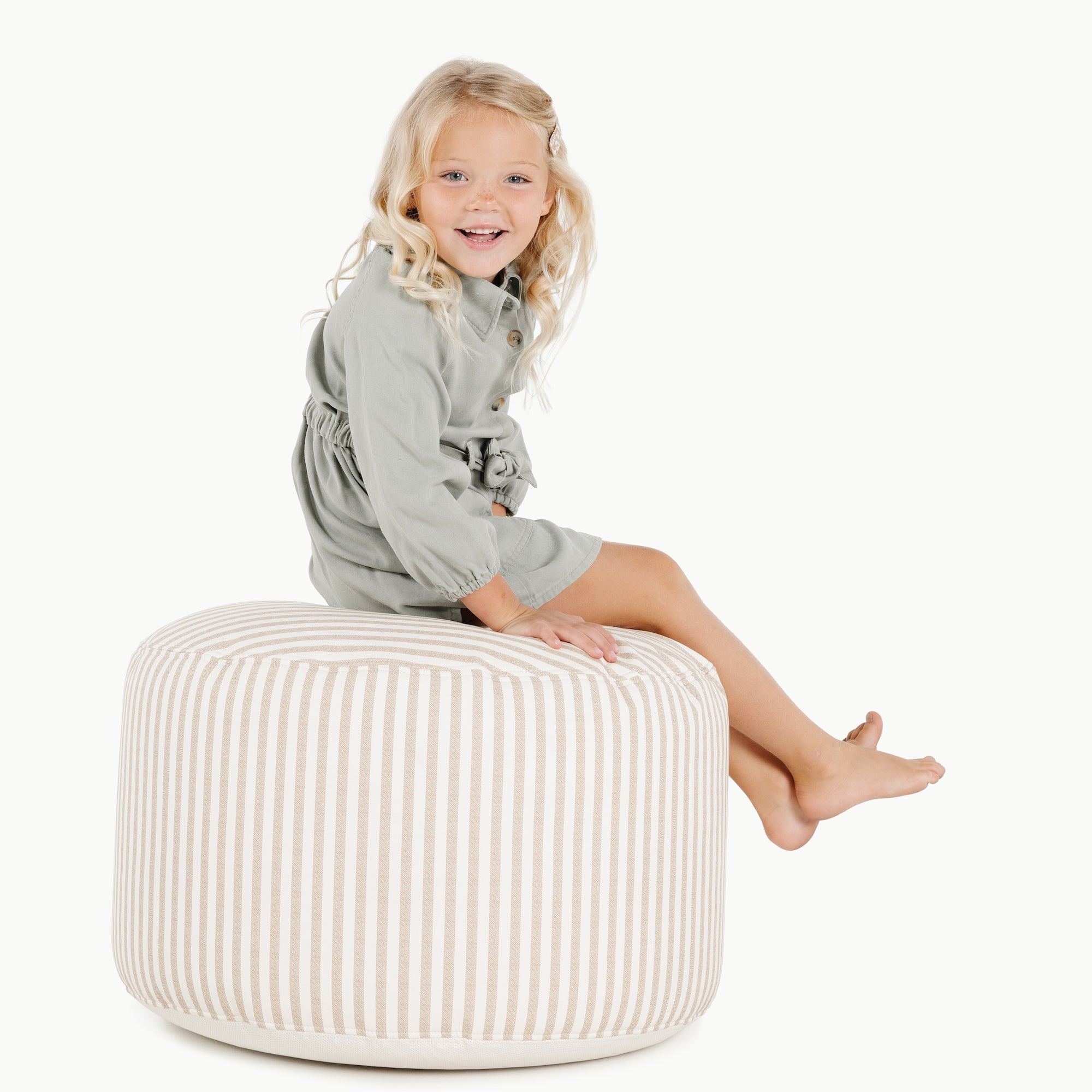 Pouf White Cliff Studio Pouf