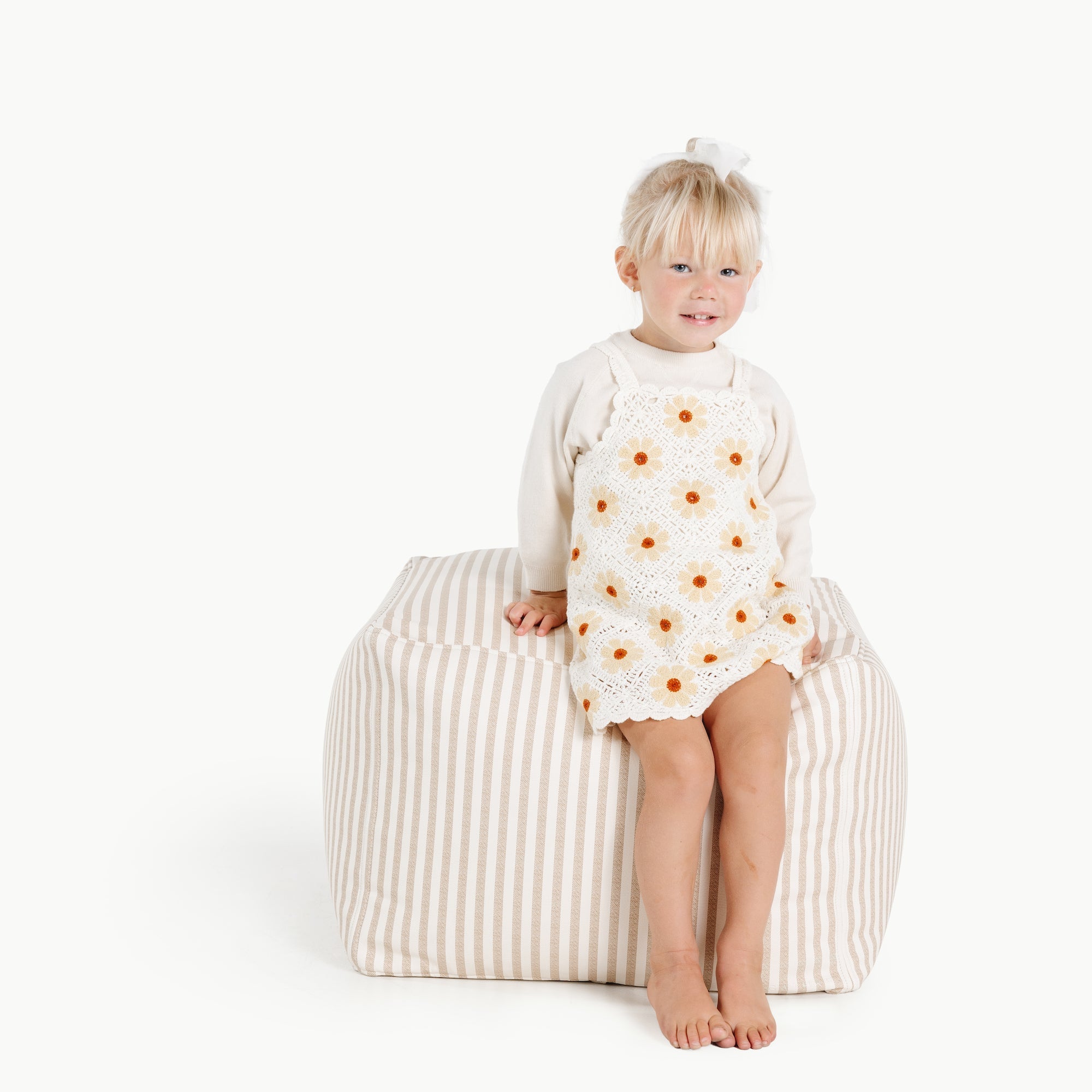Pouf White Cliff Studio Pouf