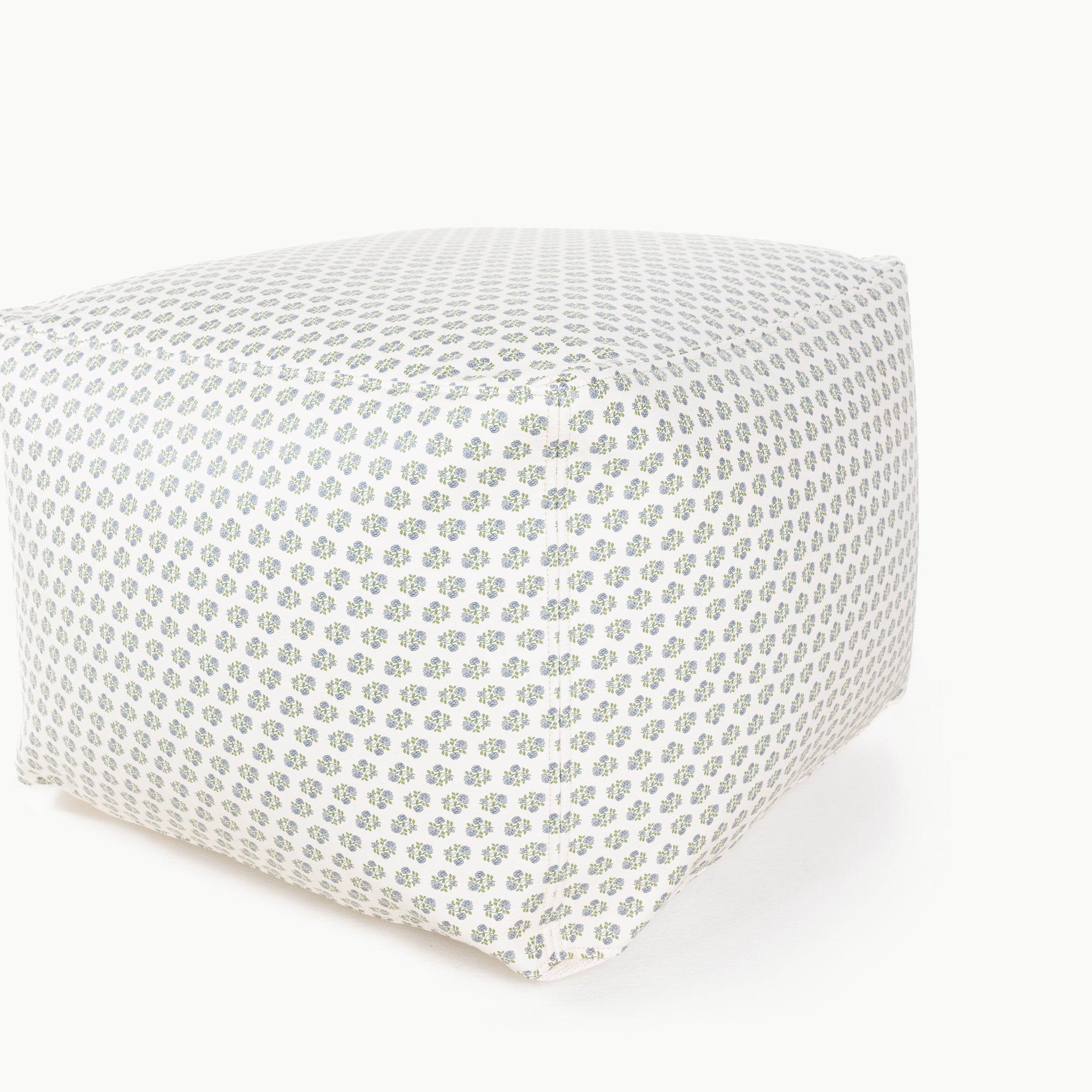 Pouf White Cliff Studio Pouf