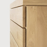 Burger Solid Oak 4 - Drawer Dresser