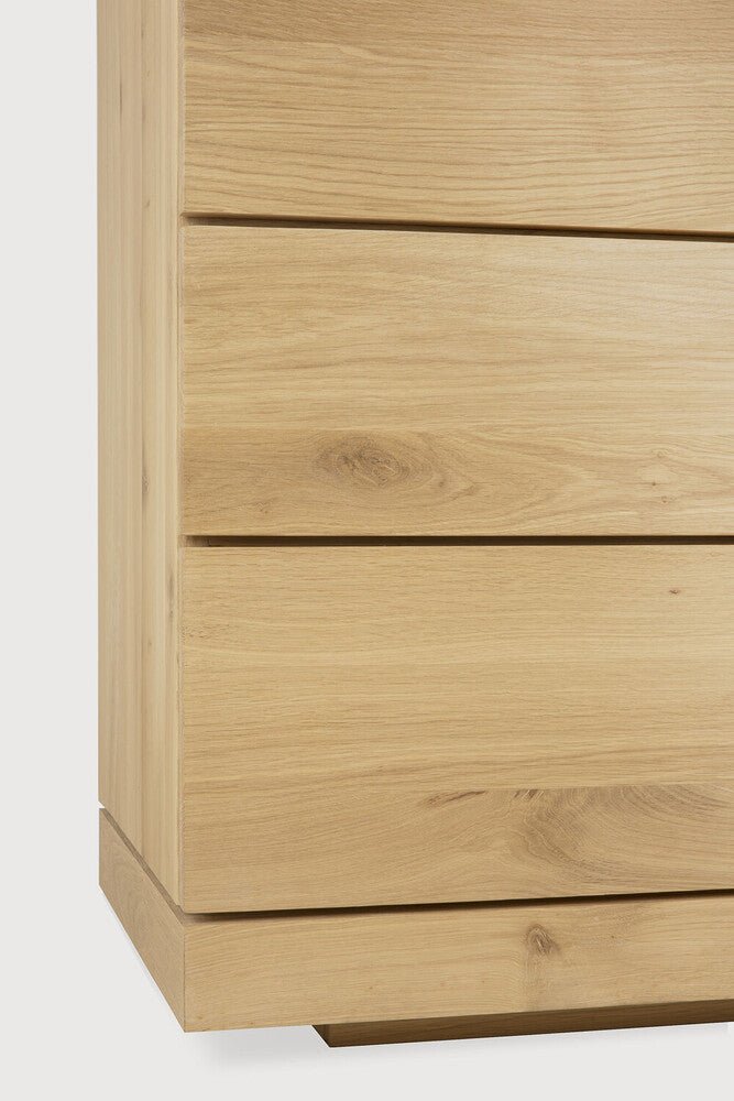 Burger Solid Oak 4 - Drawer Dresser