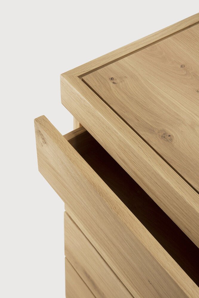 Burger Solid Oak 4 - Drawer Dresser