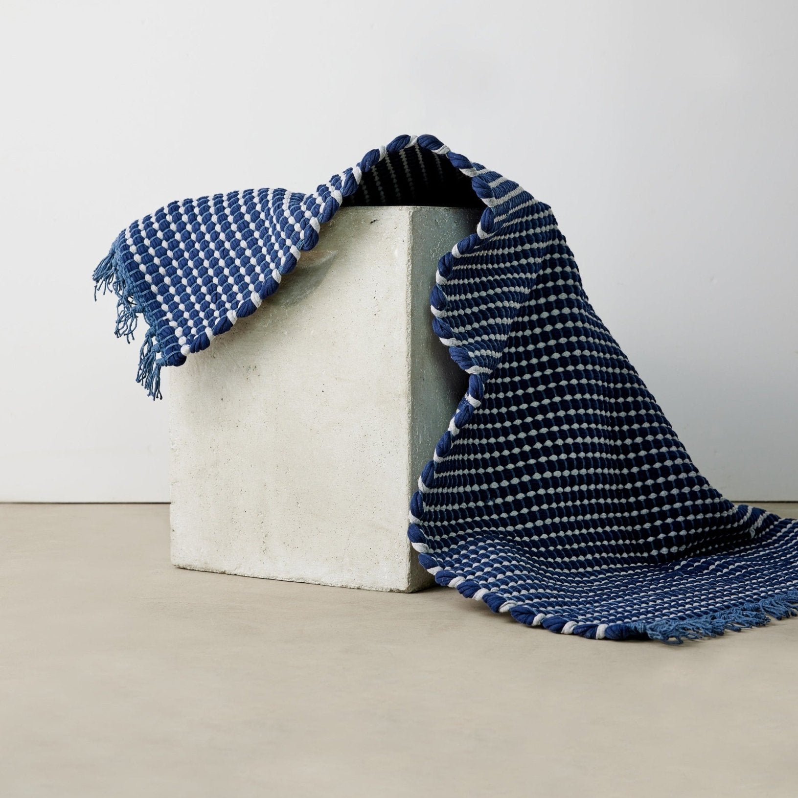 Riverweave Navy Blue Hand - Loomed Cotton Mat