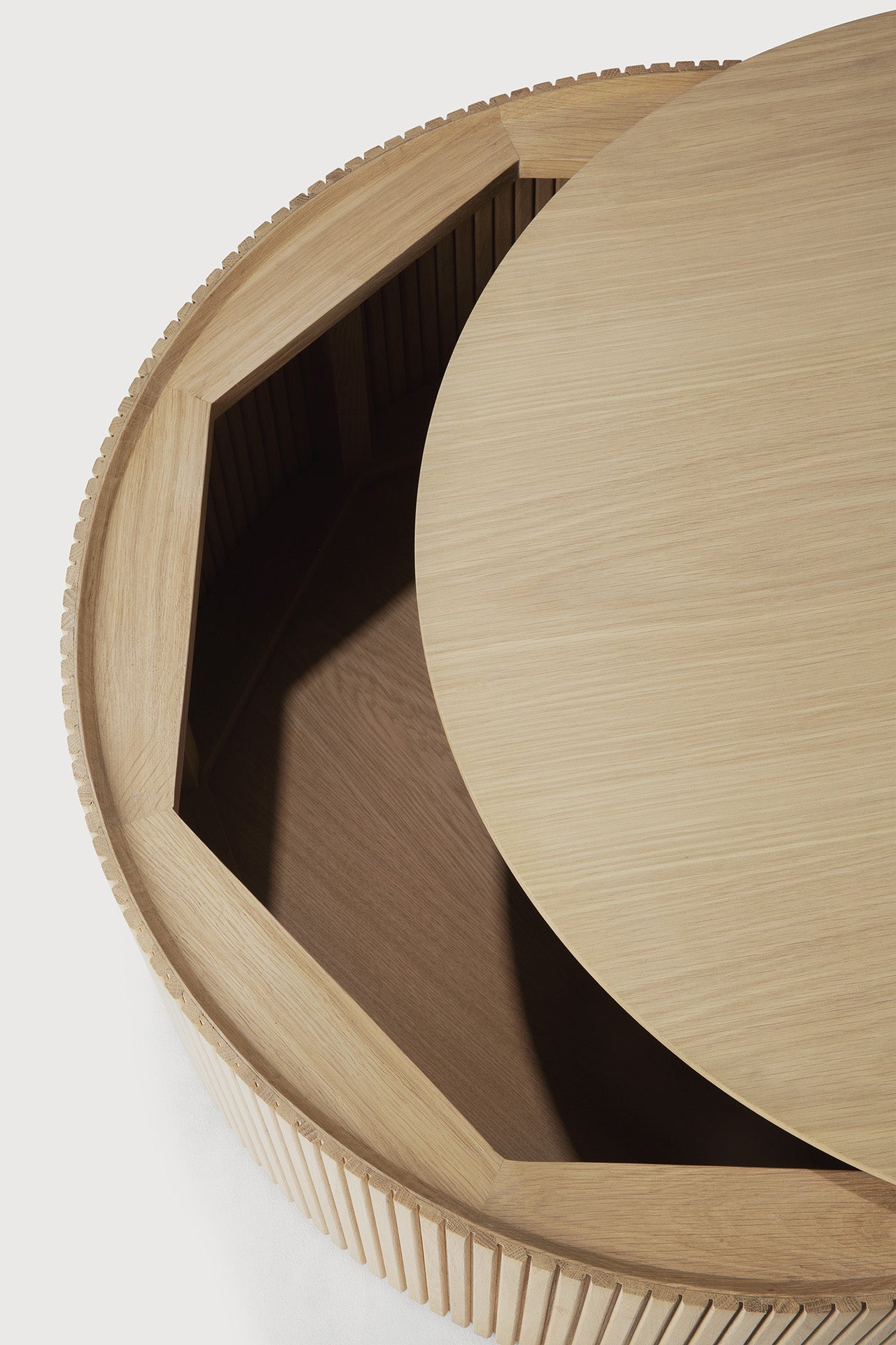 Roller Max coffee table - oak - round - removable cover White Cliff Studio COFFEE TABLE