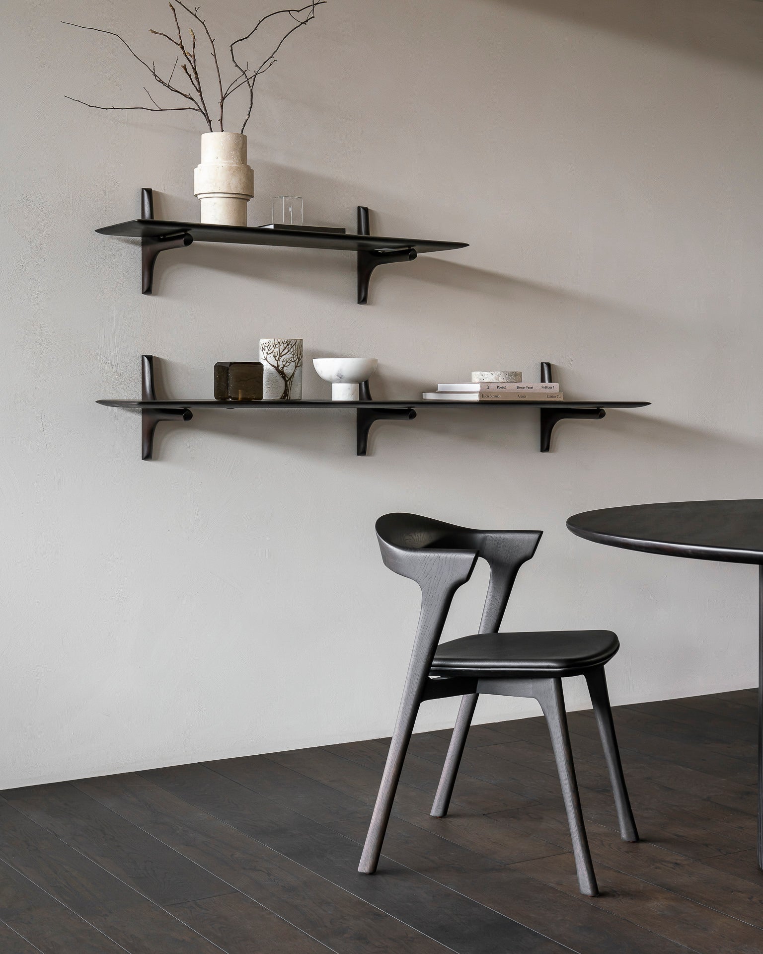 Roller Max Dining Table White Cliff Studio Round Dining Tables
