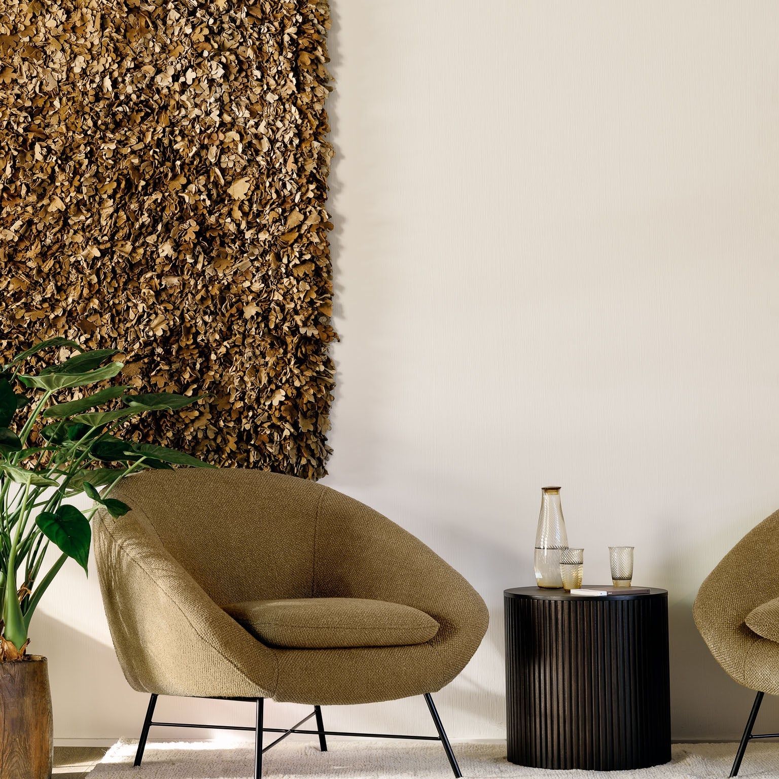 Roller Max side table - varnished mahogany - dark brown - round - removable cover White Cliff Studio Side Table