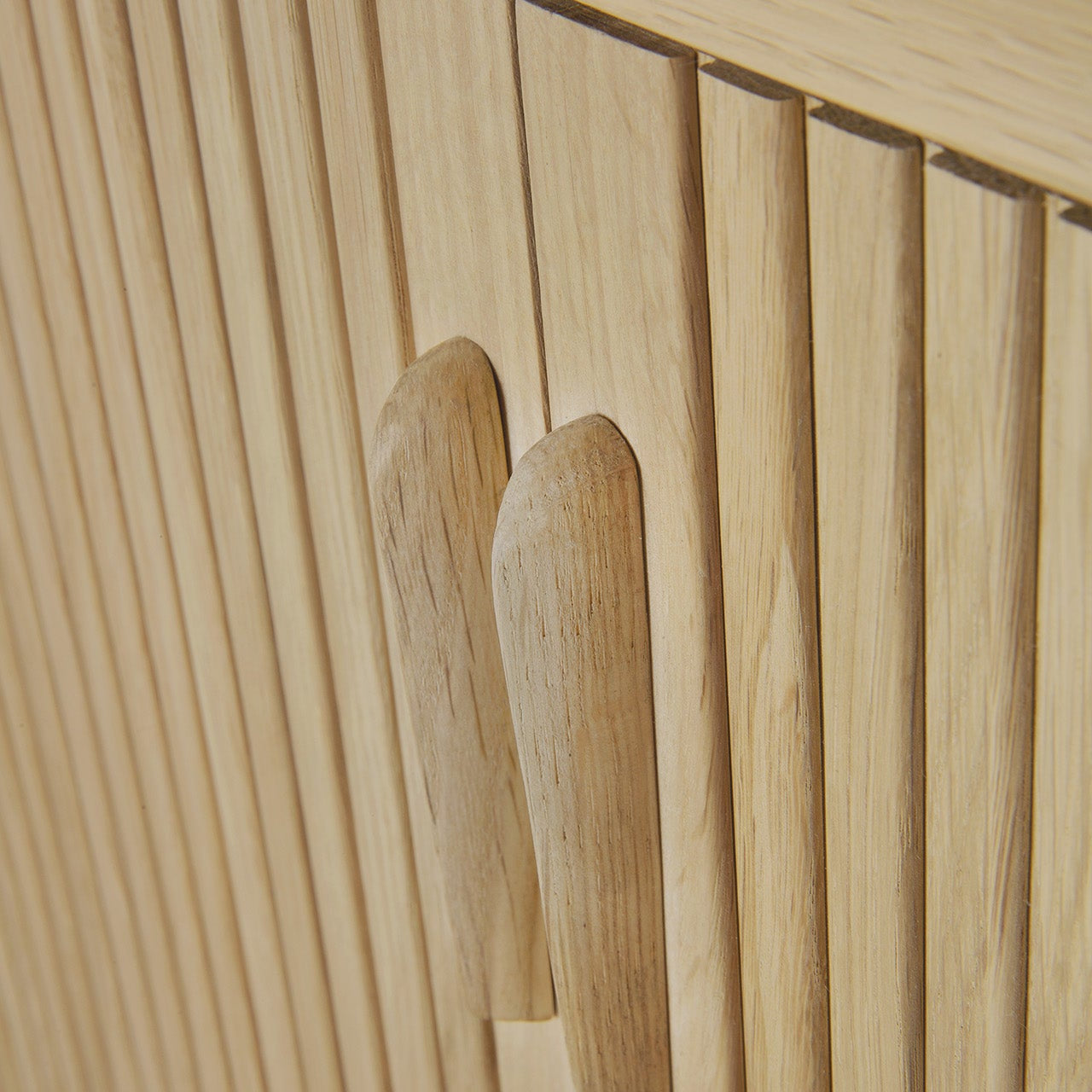 Roller Max sideboard - oak - 2 doors White Cliff Studio Sideboard