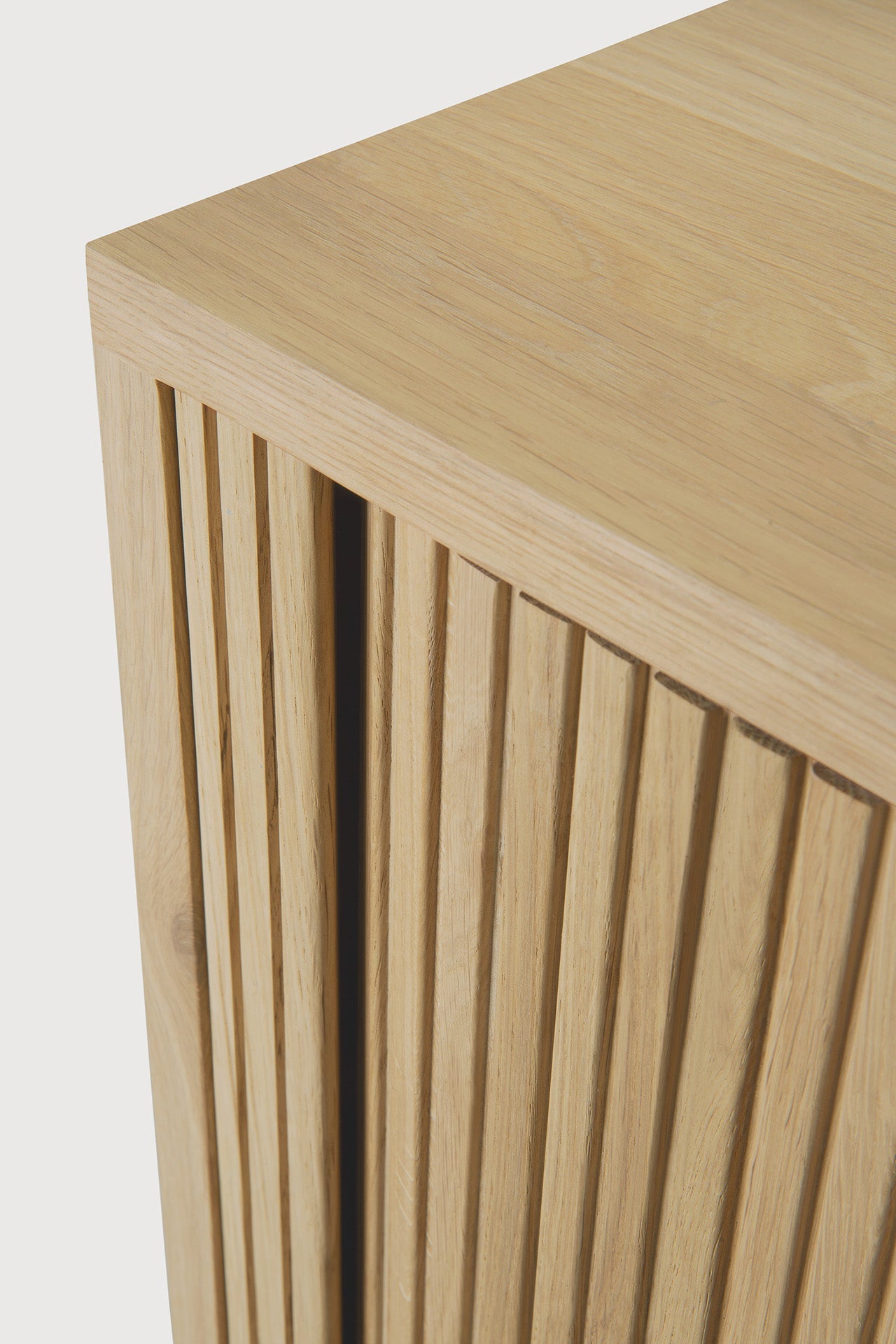 Roller Max sideboard - oak - 2 doors White Cliff Studio Sideboard