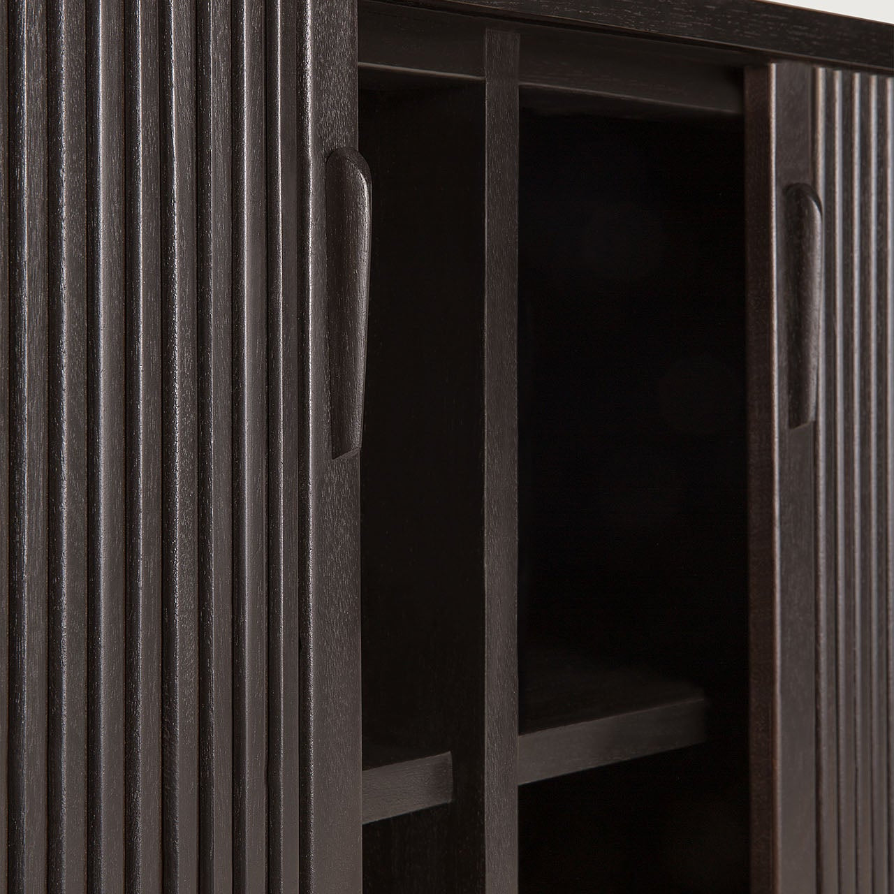 Roller Max sideboard - varnished teak - off black - 2 sliding doors White Cliff Studio Sideboard