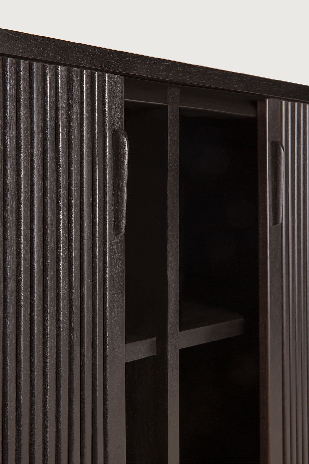 Roller Max sideboard - varnished teak - off black - 2 sliding doors White Cliff Studio Sideboard