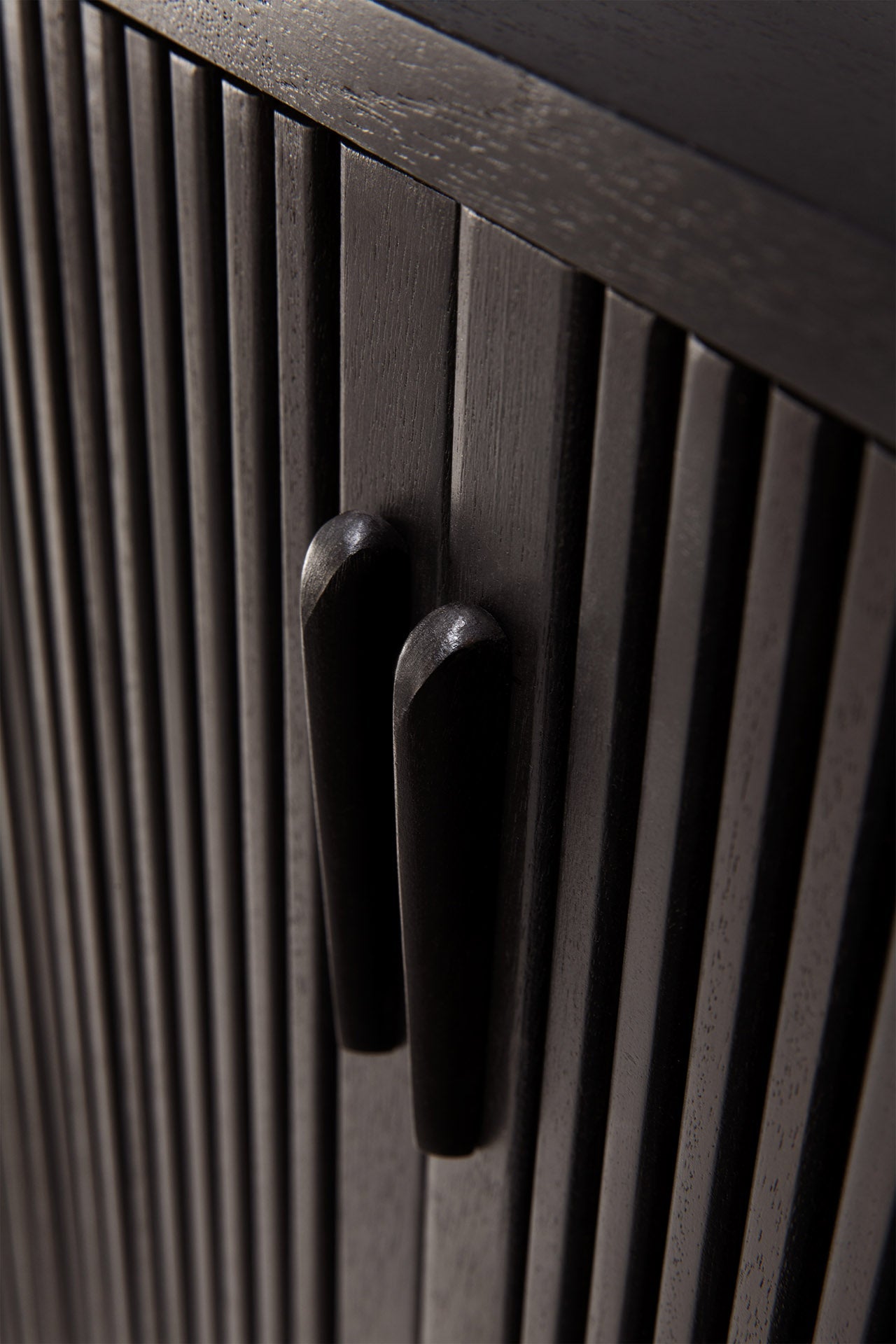 Roller Max sideboard - varnished teak - off black - 2 sliding doors White Cliff Studio Sideboard