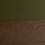 Second Nature tray - Moss - glass - round - L White Cliff Studio Trays