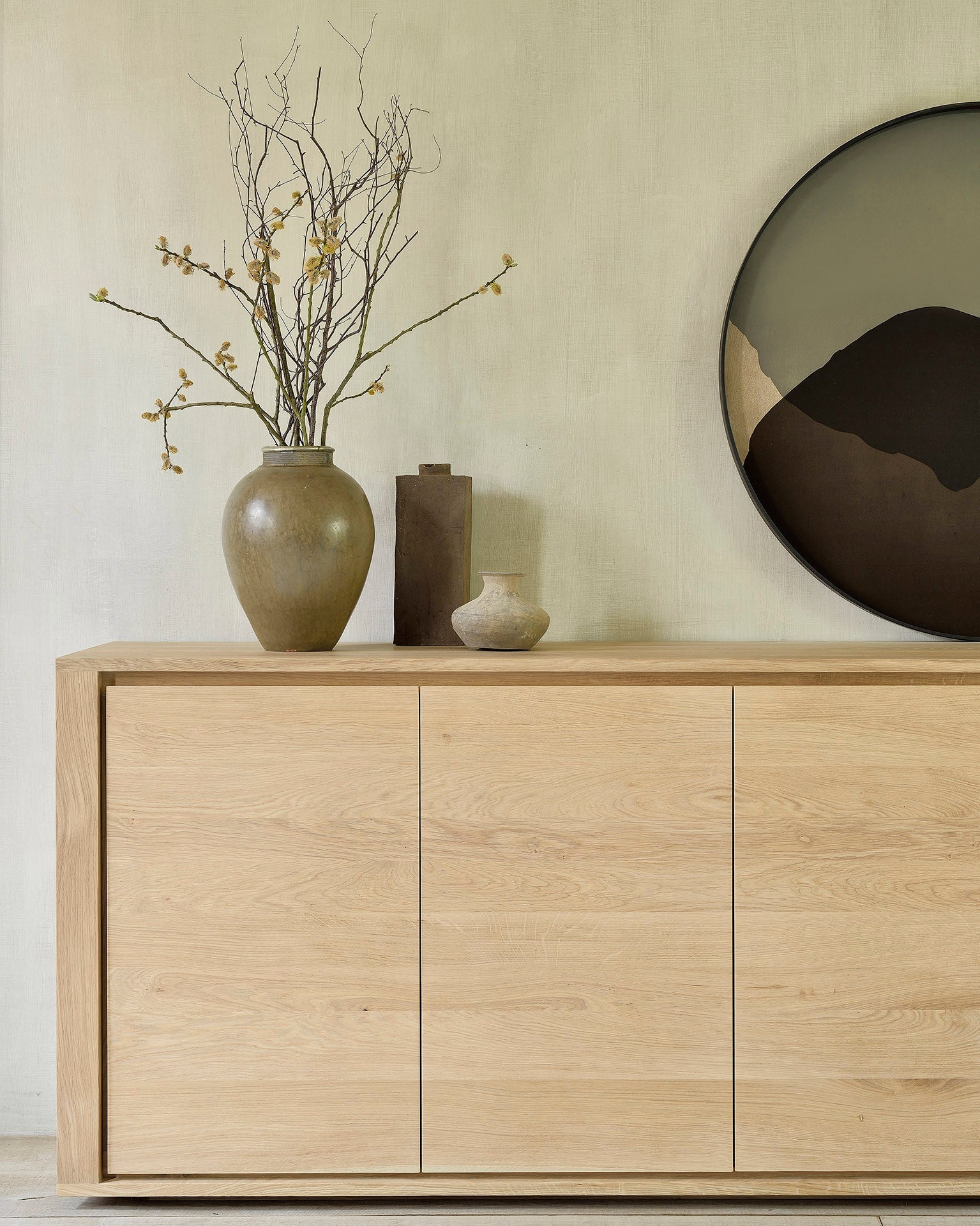 Shadow sideboard - oak - 3 doors White Cliff Studio Sideboard