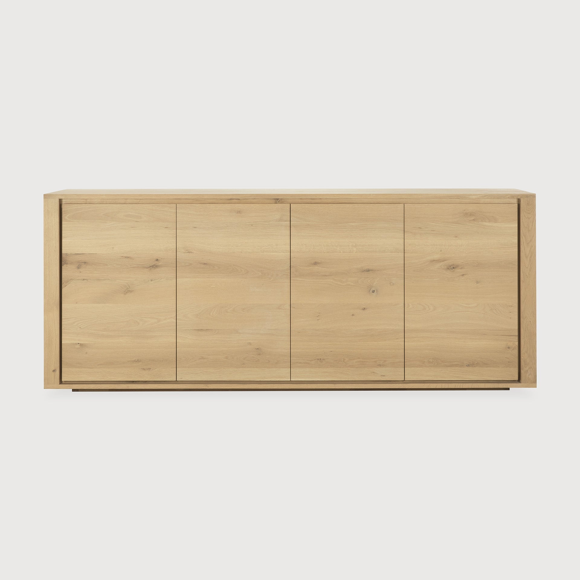 Shadow sideboard - oak - 4 doors White Cliff Studio Sideboard