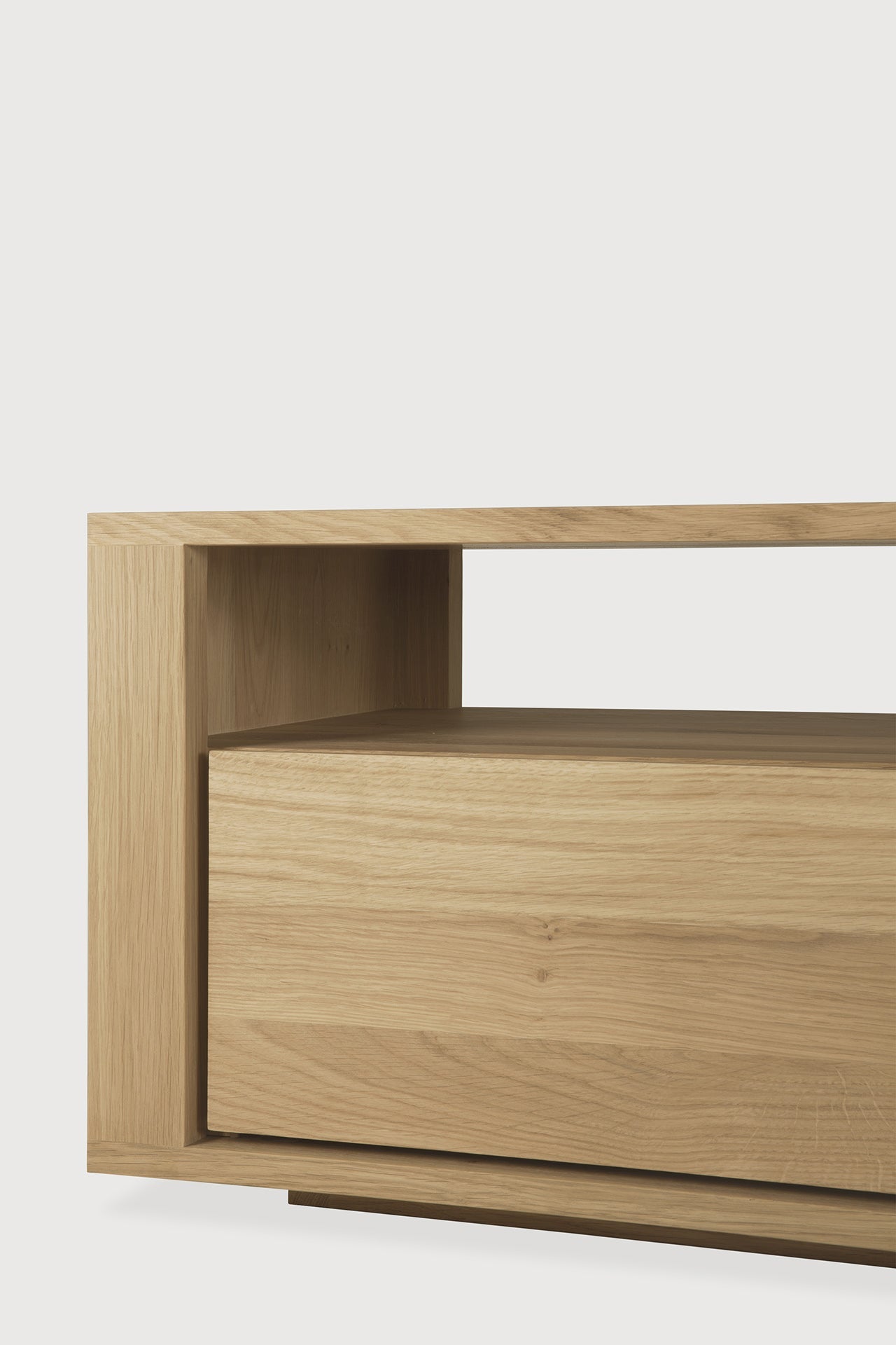 Shadow TV cupboard - oak - 3 drawers White Cliff Studio Media Console