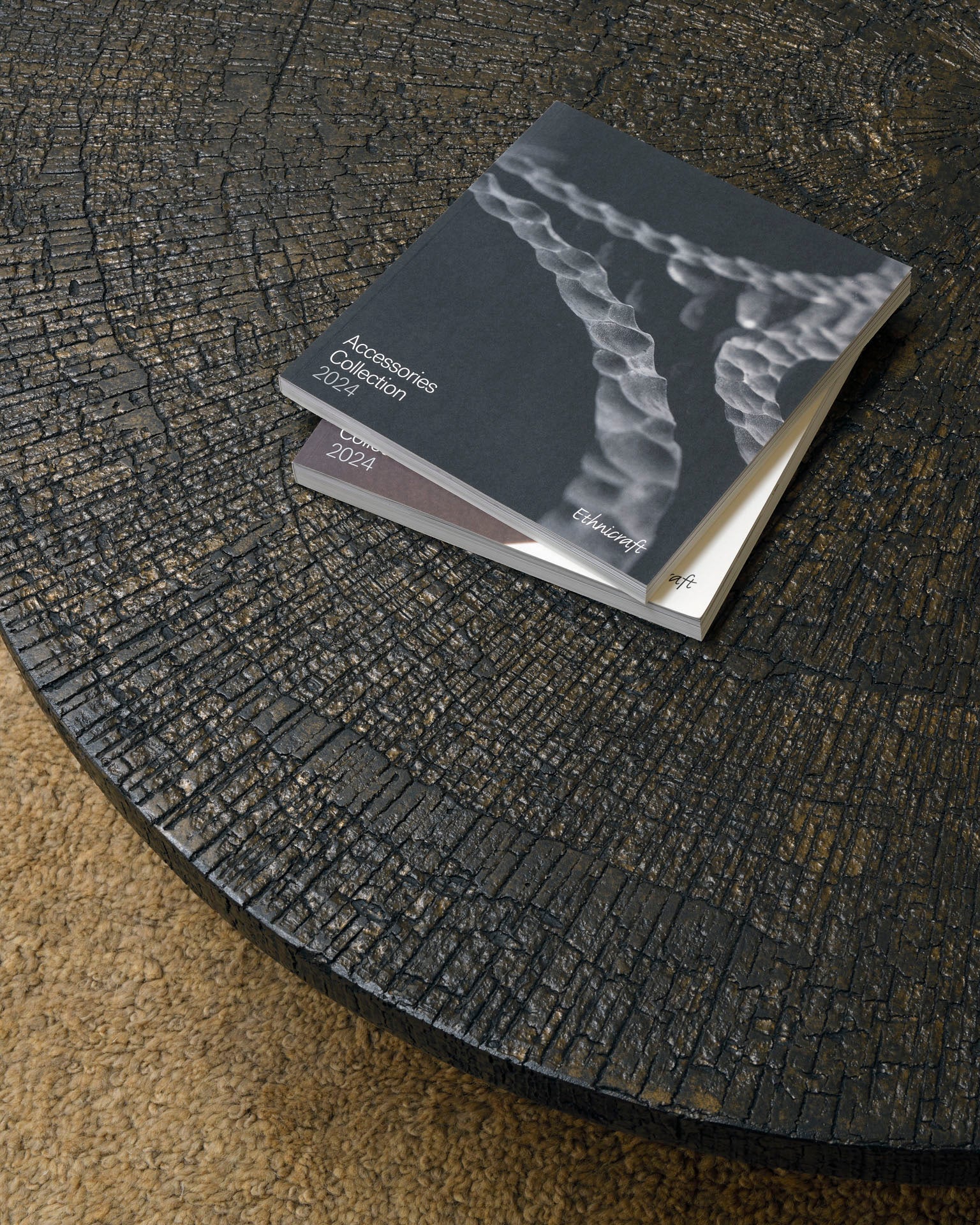 Slice coffee table - varnished Minerals - Ray Whisky - oval White Cliff Studio COFFEE TABLE