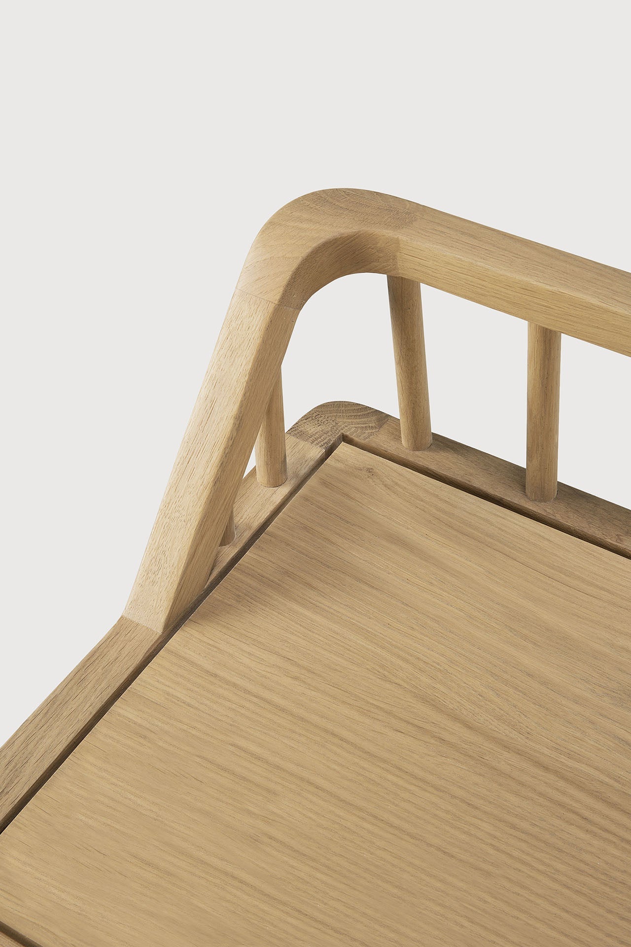 Spindle bench  - oak White Cliff Studio Bench / Dining Bench