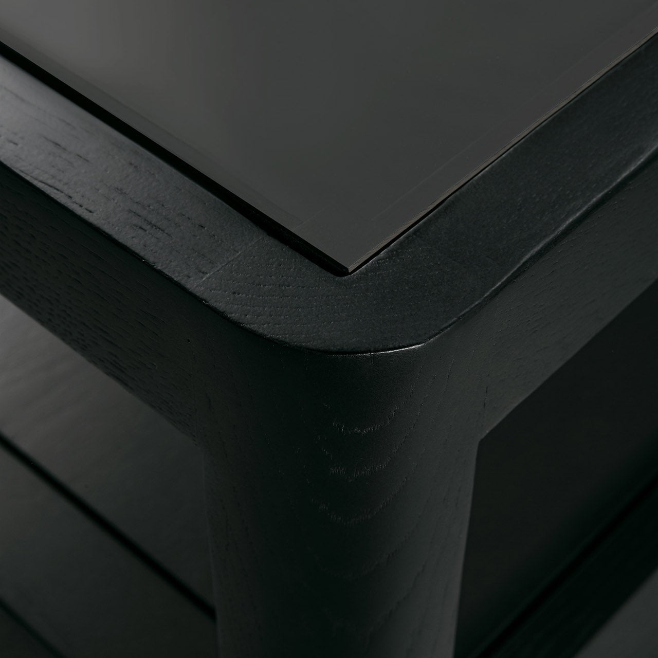 Spindle dresser - varnished oak - black - 4 drawers White Cliff Studio DRESSERS & CHEST OF DRAWERS