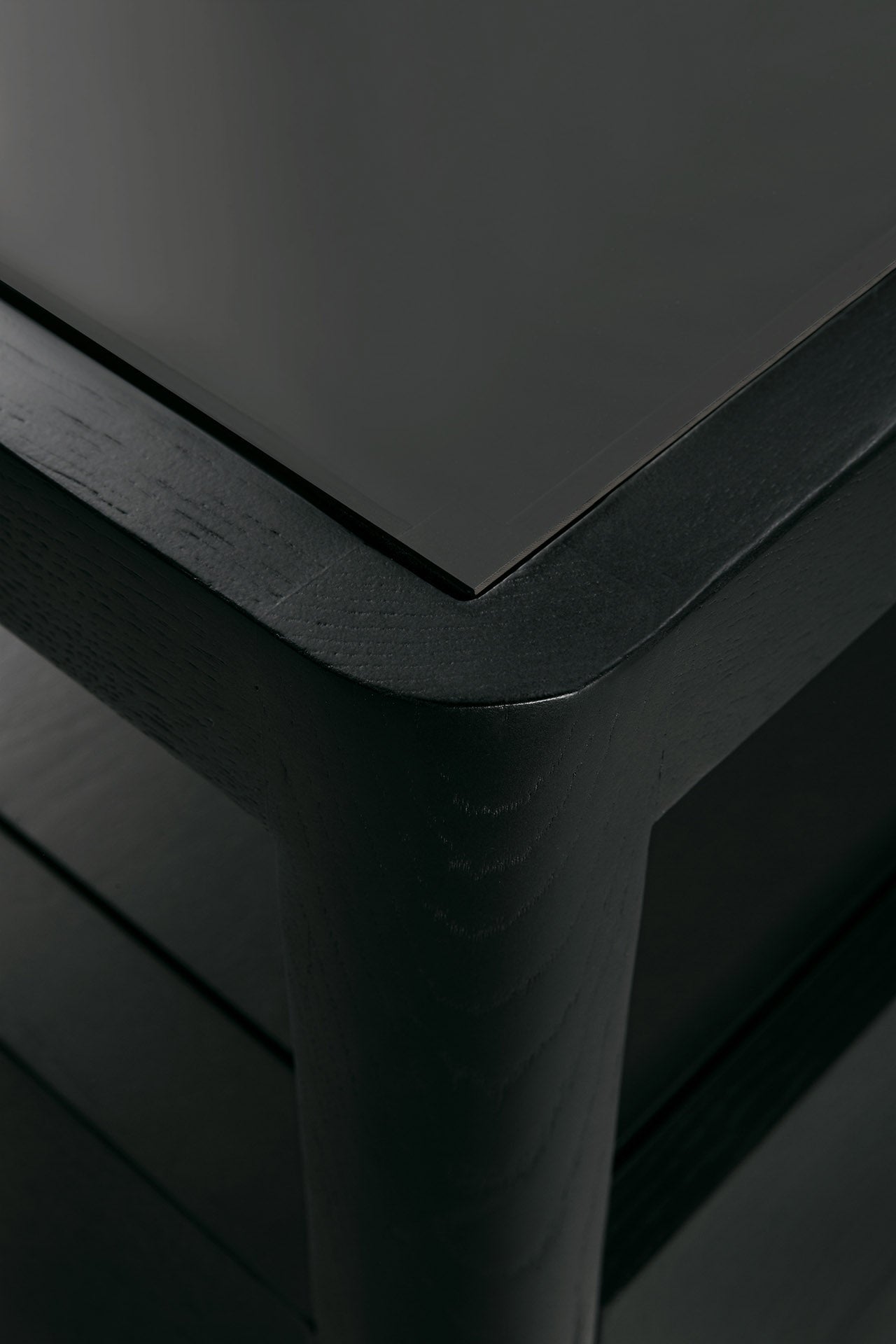 Spindle dresser - varnished oak - black - 4 drawers White Cliff Studio DRESSERS & CHEST OF DRAWERS