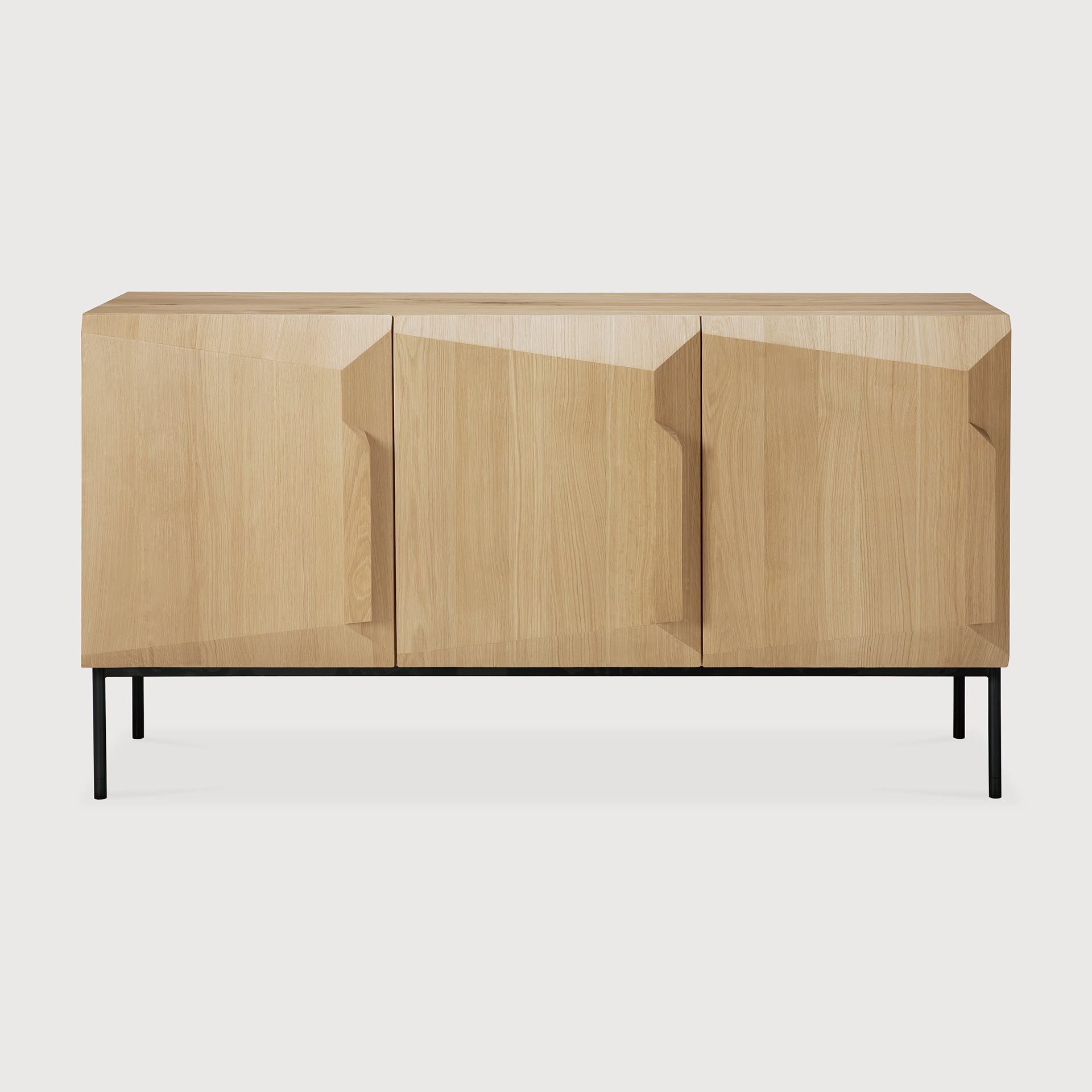 Stairs sideboard - varnished oak - 3 doors White Cliff Studio Sideboard