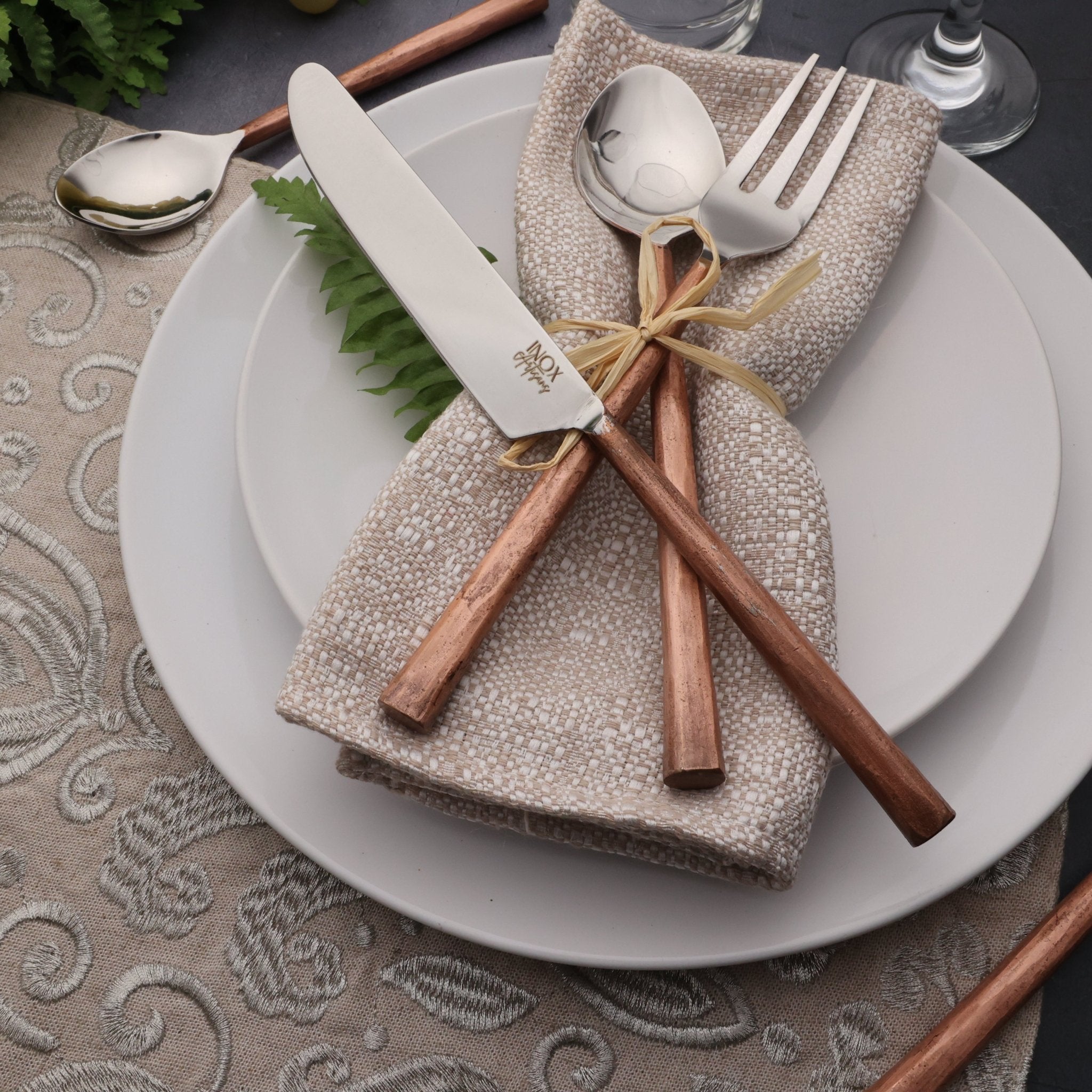 Sundance Flatware, 5-Pc. Place Setting White Cliff Studio Flatware