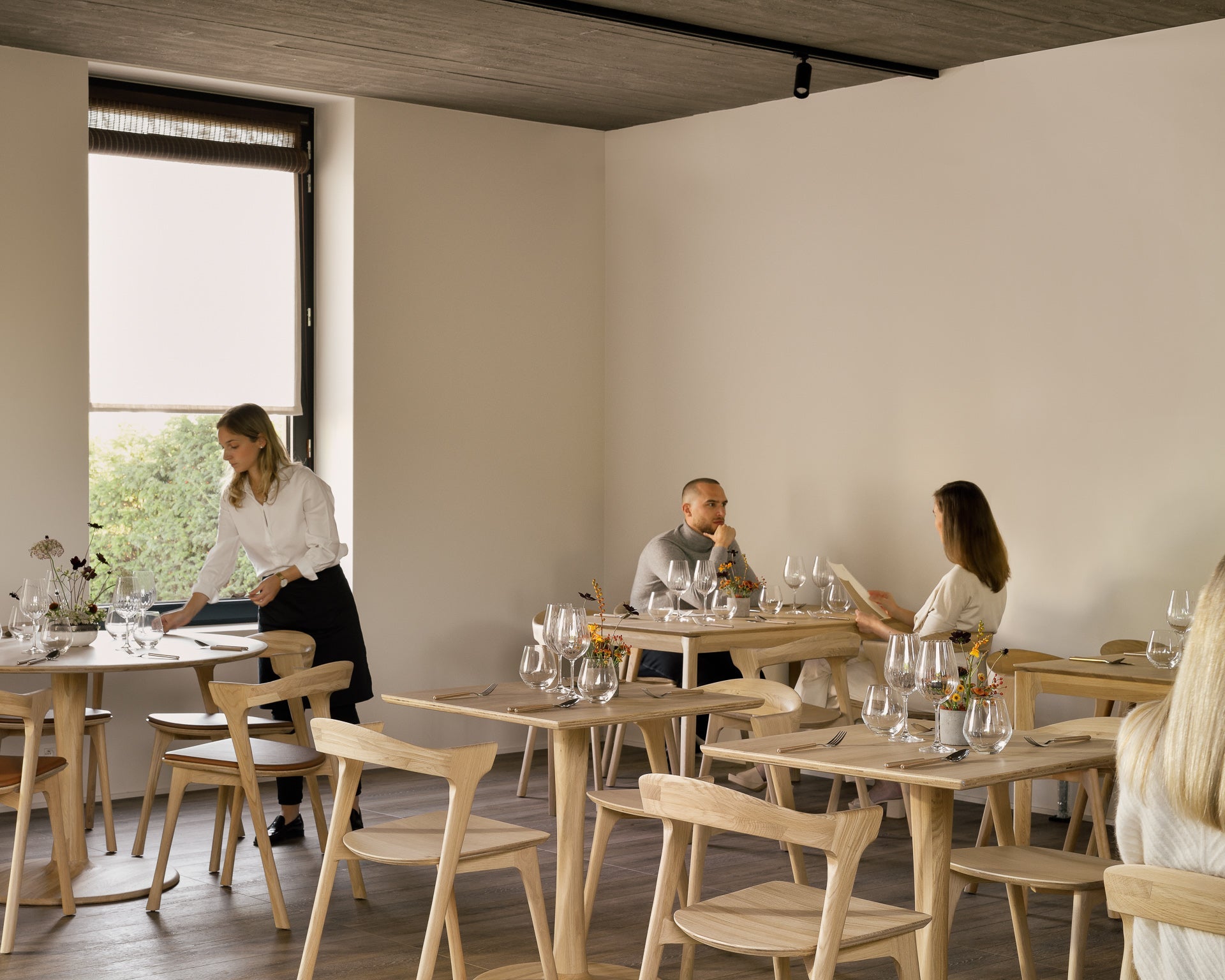 Torsion dining table - varnished oak - square White Cliff Studio Dining Table