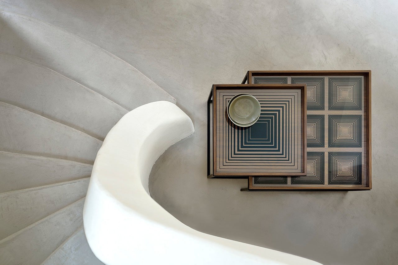 Tray coffee table set - varnished wood - black - square - S/L - trays not included White Cliff Studio COFFEE TABLE