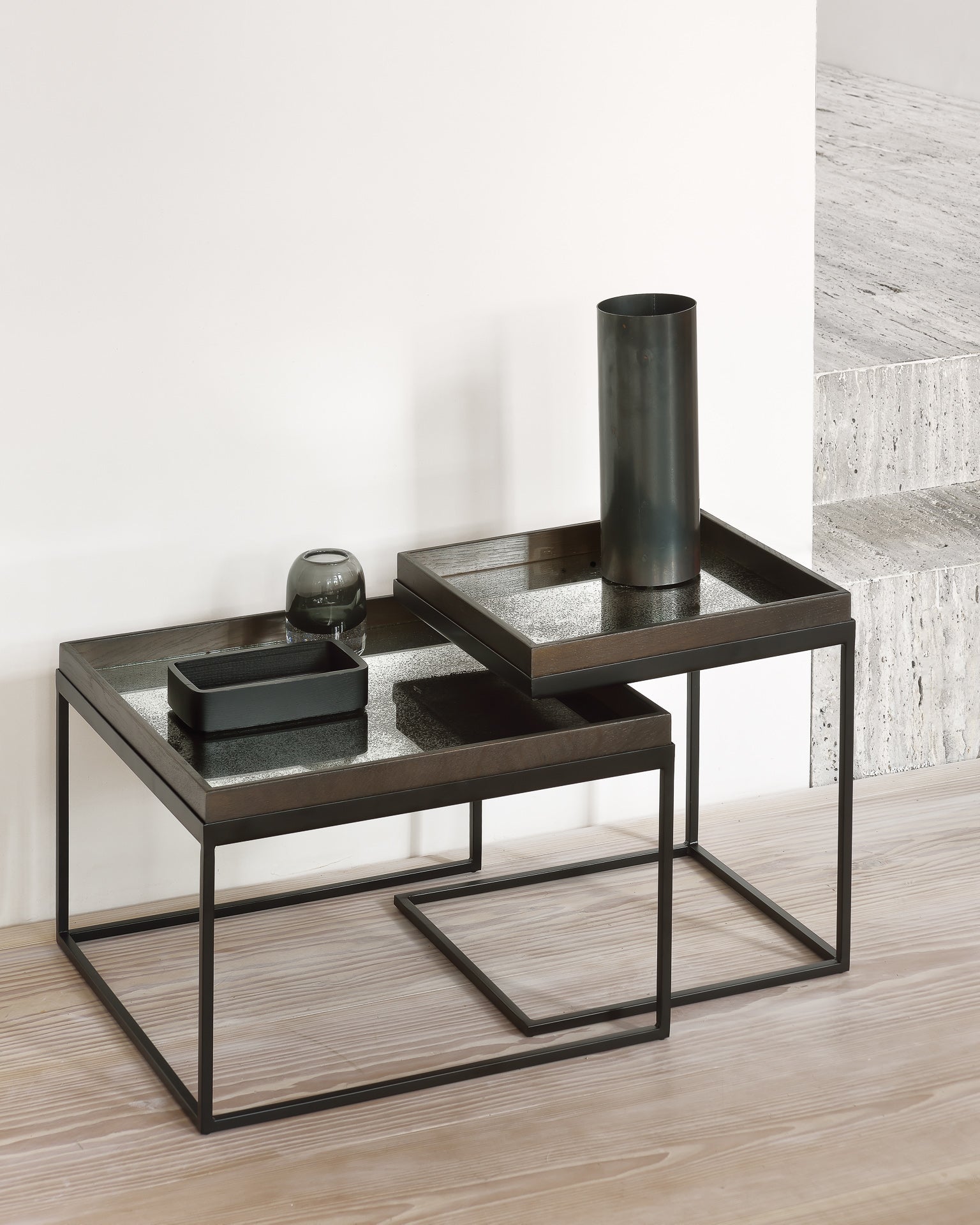 Tray coffee table set - varnished wood - black - square - S/L - trays not included White Cliff Studio COFFEE TABLE